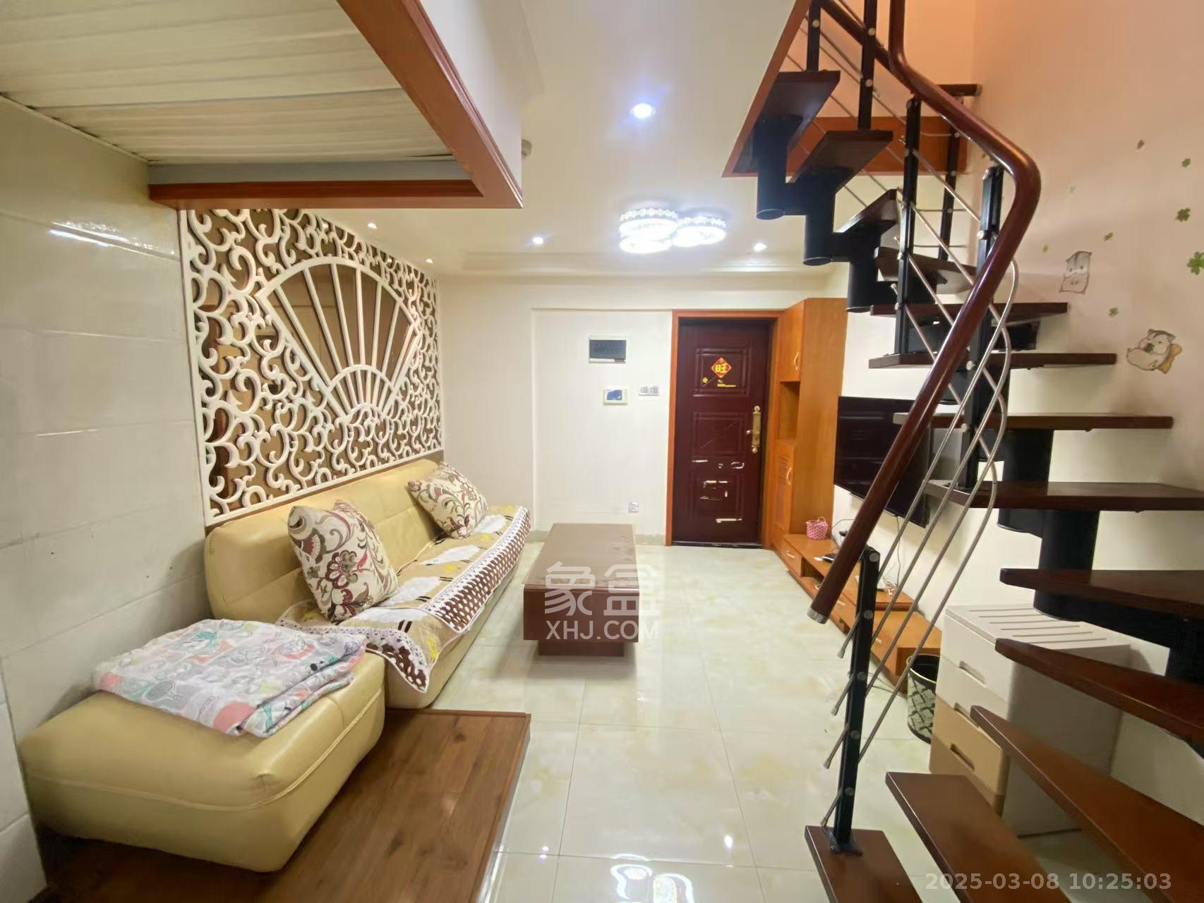 金色loft(鑫秋大厦) 2室2厅1卫 1700.0元/月 金色loft(鑫秋大厦) 2室2厅1卫 1700.0元/月室内图