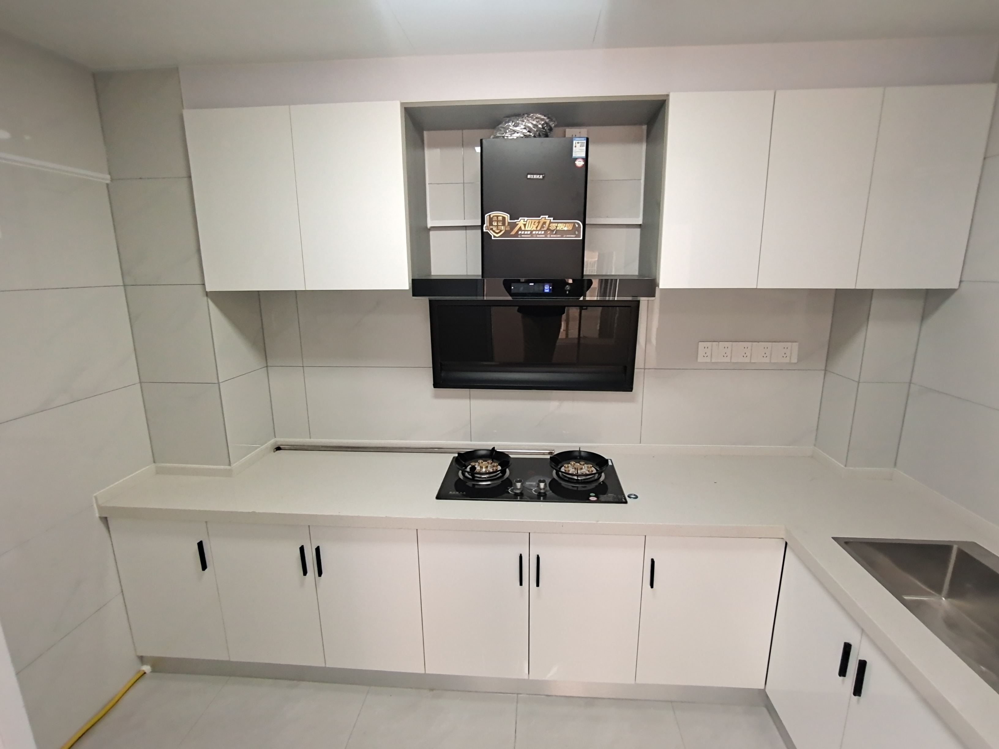 维港十字街 3室2厅2卫 68.0万 维港十字街 3室2厅2卫 68.0万厨房