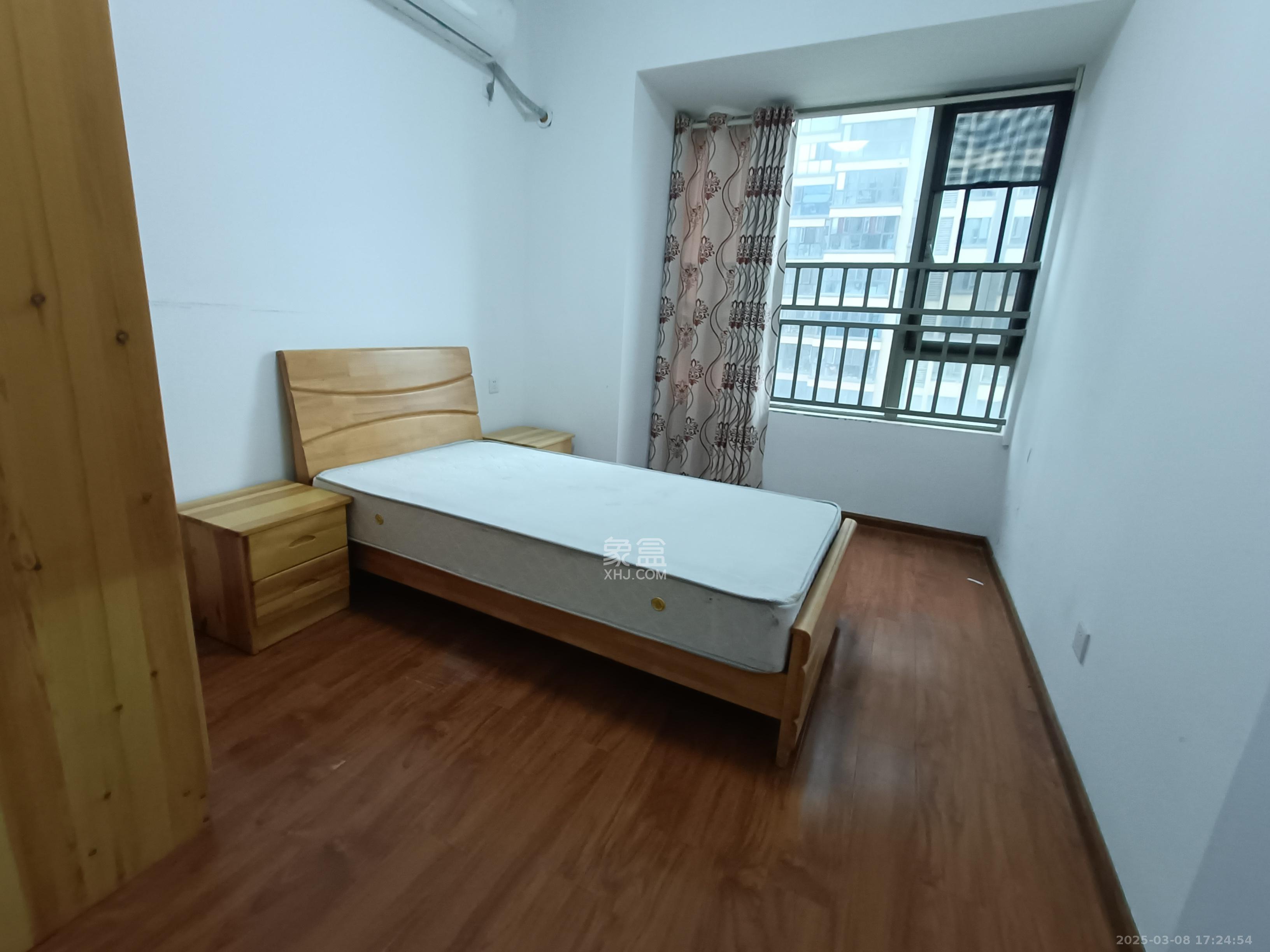 梅溪湖金茂悦(金悦雅苑) 4室2厅1卫 4000.0元/月 梅溪湖金茂悦(金悦雅苑) 4室2厅1卫 4000.0元/月室内图