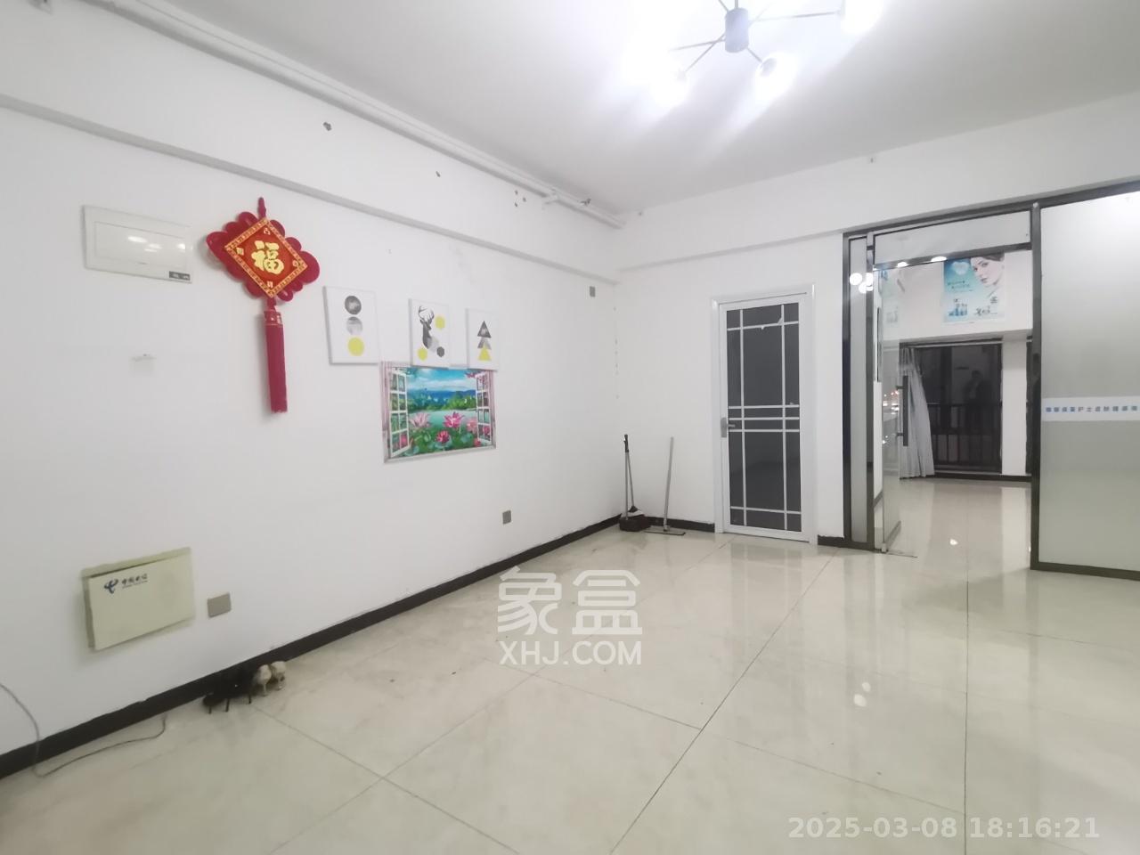 中建芙蓉嘉苑  2室1厅1卫   2200.00元/月室内图