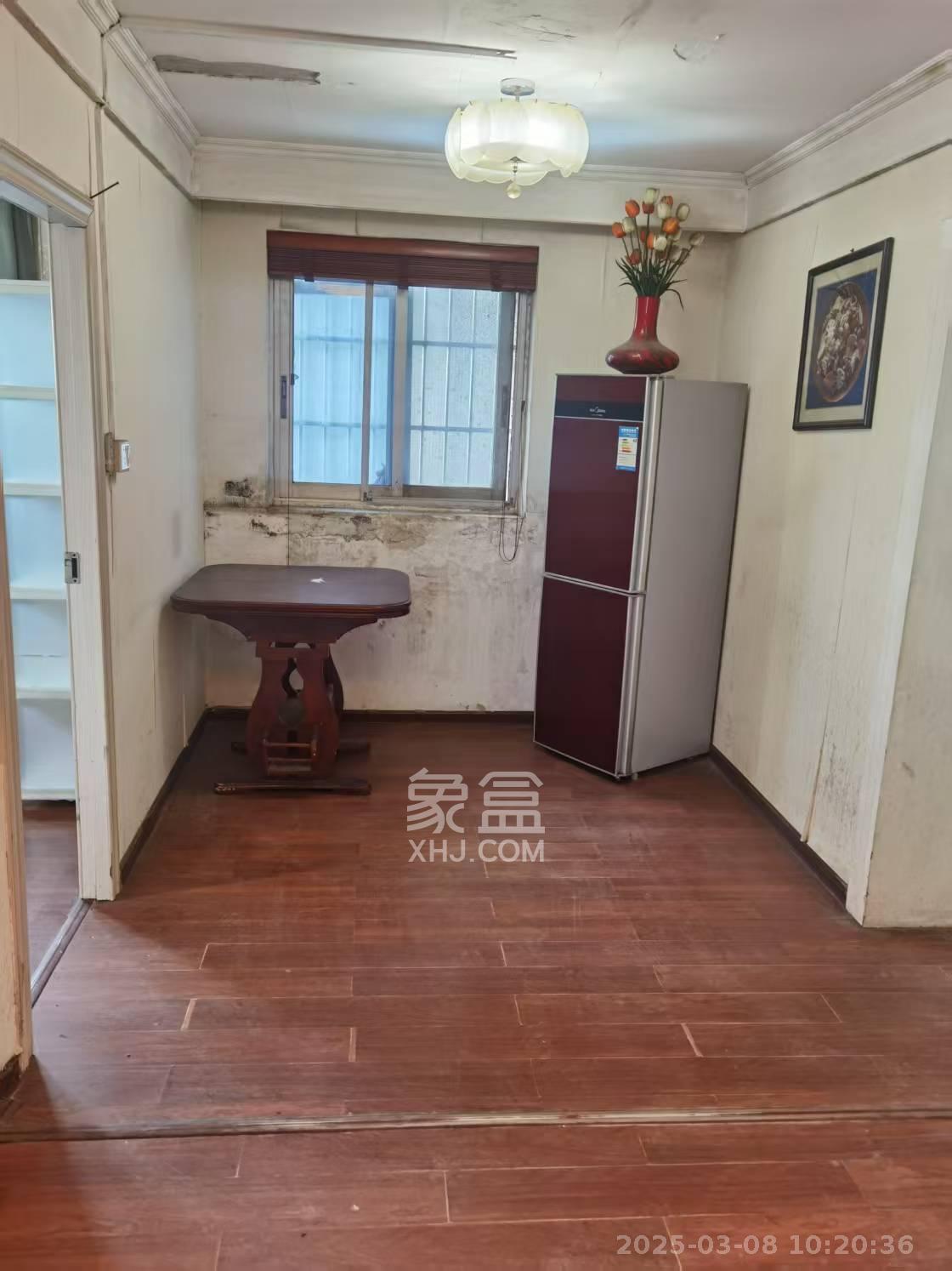 银洲公寓 2室2厅2卫 2000.0元/月 银洲公寓 2室2厅2卫 2000.0元/月户型图