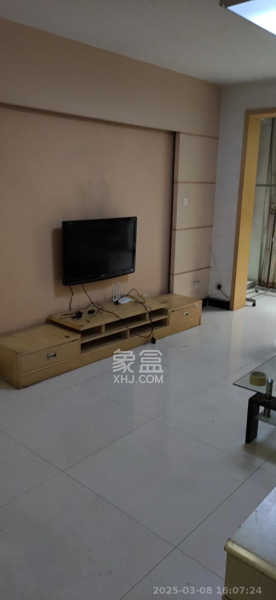 鄱阳小区 2室1厅1卫 1600.0元/月 鄱阳小区 2室1厅1卫 1600.0元/月室内图