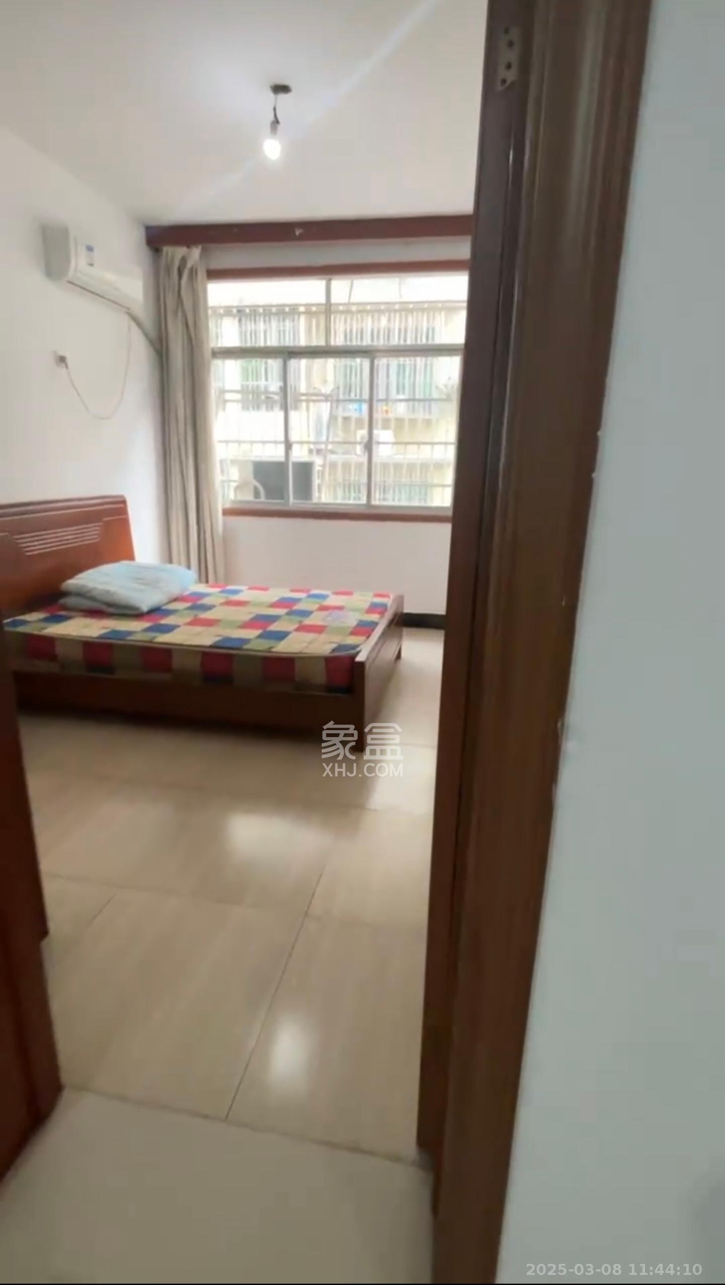 欣欣新村 3室2厅2卫 2000.0元/月 欣欣新村 3室2厅2卫 2000.0元/月室内图