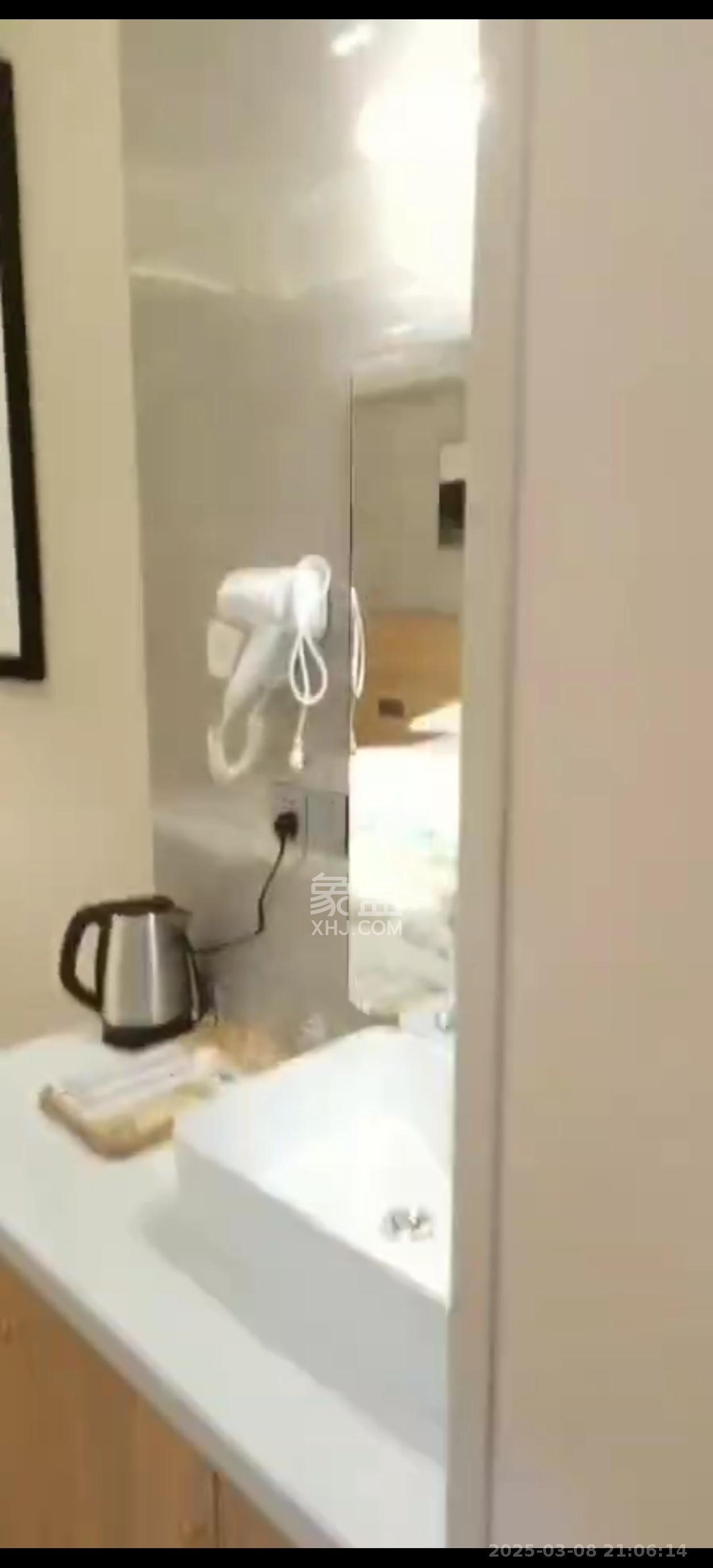 长沙高铁吾悦广场 1室1厅1卫 1400.0元/月 长沙高铁吾悦广场 1室1厅1卫 1400.0元/月室内图