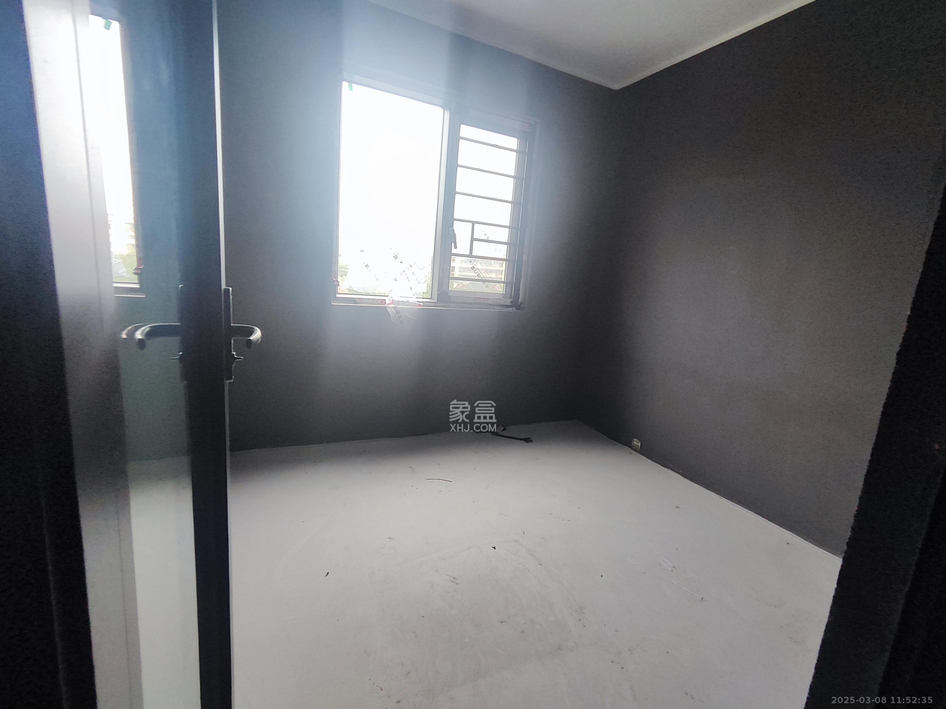 长沙润府A区 4室2厅1卫 2800.0元/月 长沙润府A区 4室2厅1卫 2800.0元/月室内图