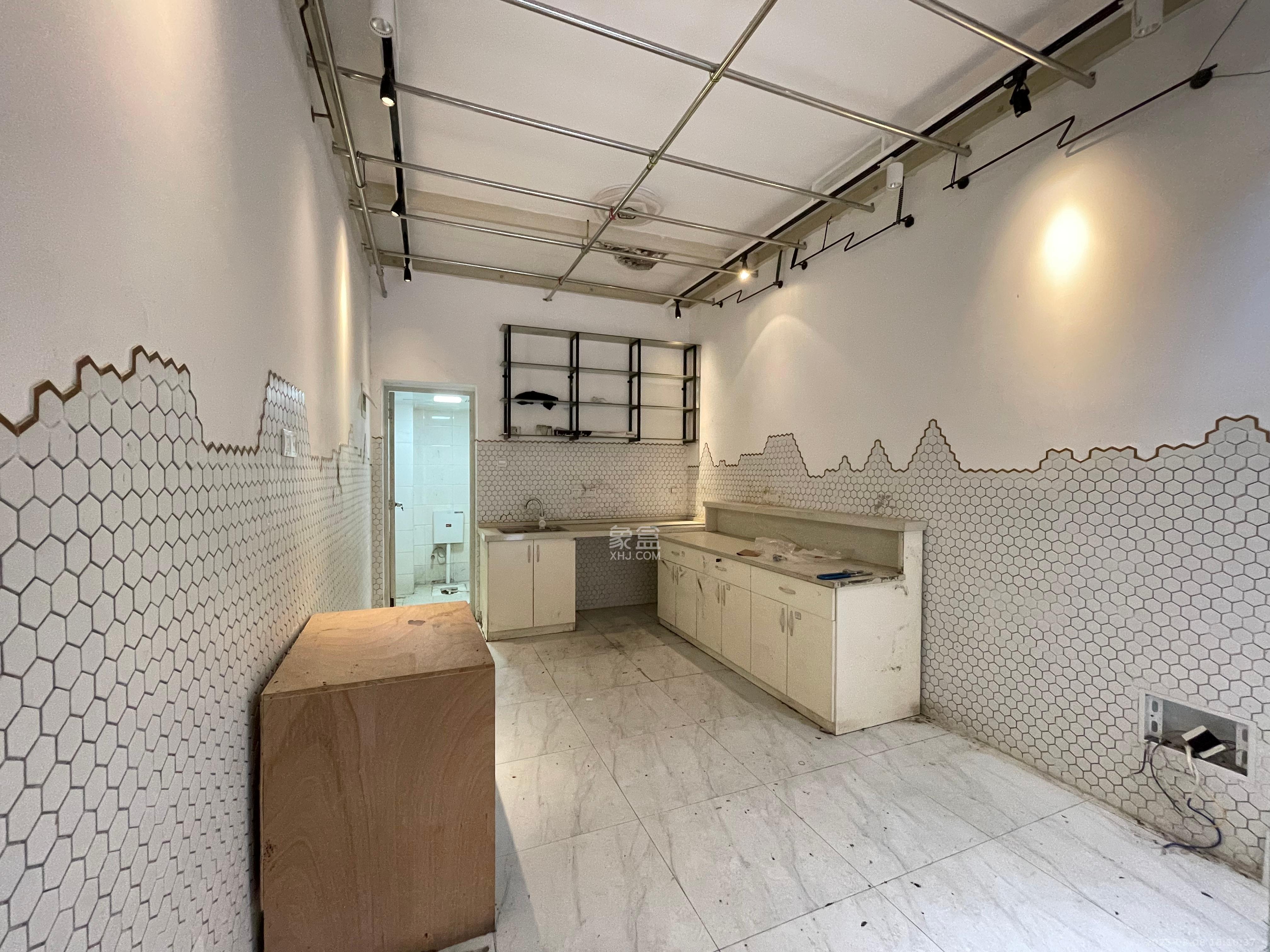 恒大名都   29.93㎡      1600.0元/月室内图