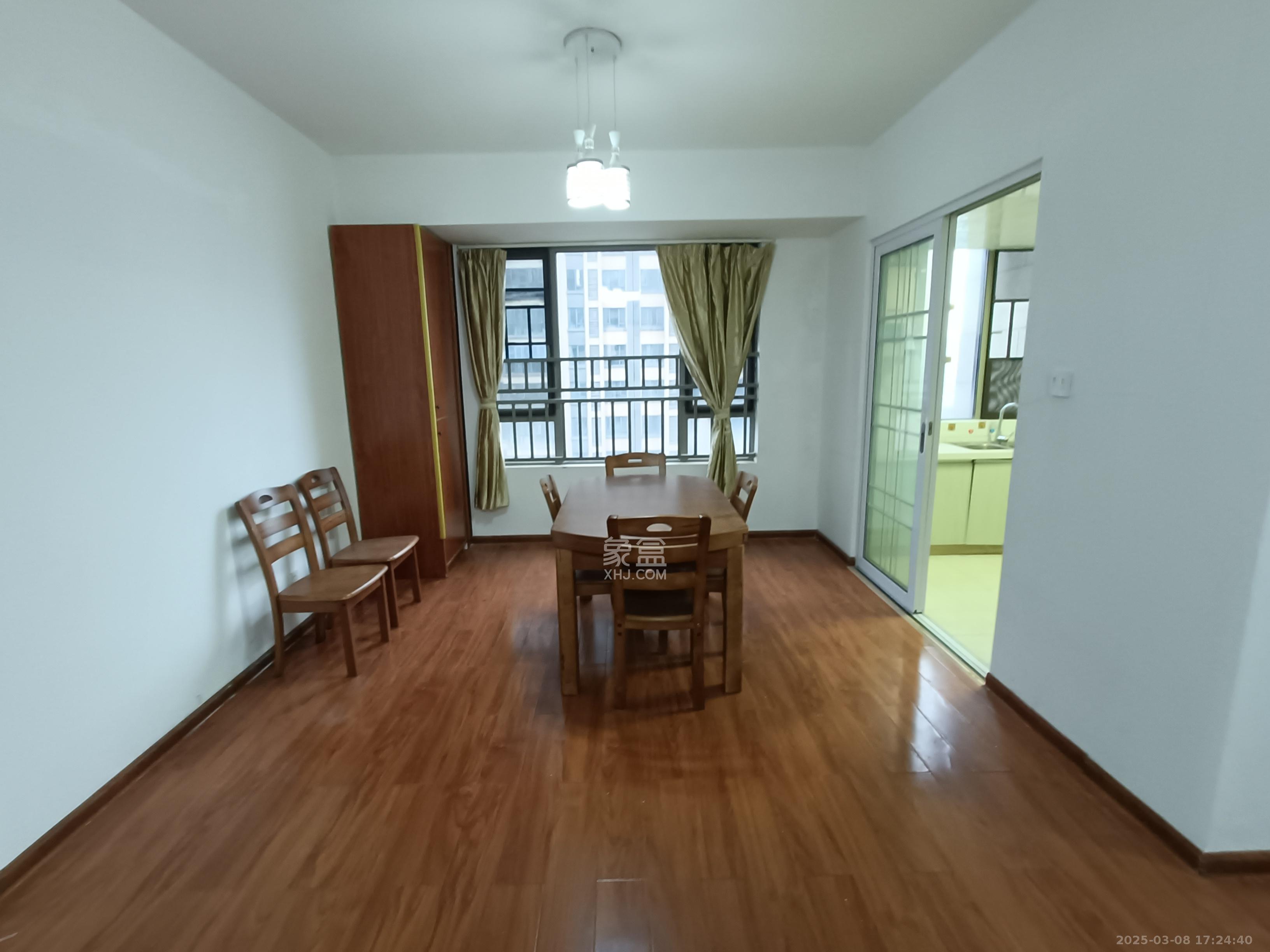 梅溪湖金茂悦(金悦雅苑) 4室2厅1卫 4000.0元/月 梅溪湖金茂悦(金悦雅苑) 4室2厅1卫 4000.0元/月室内图