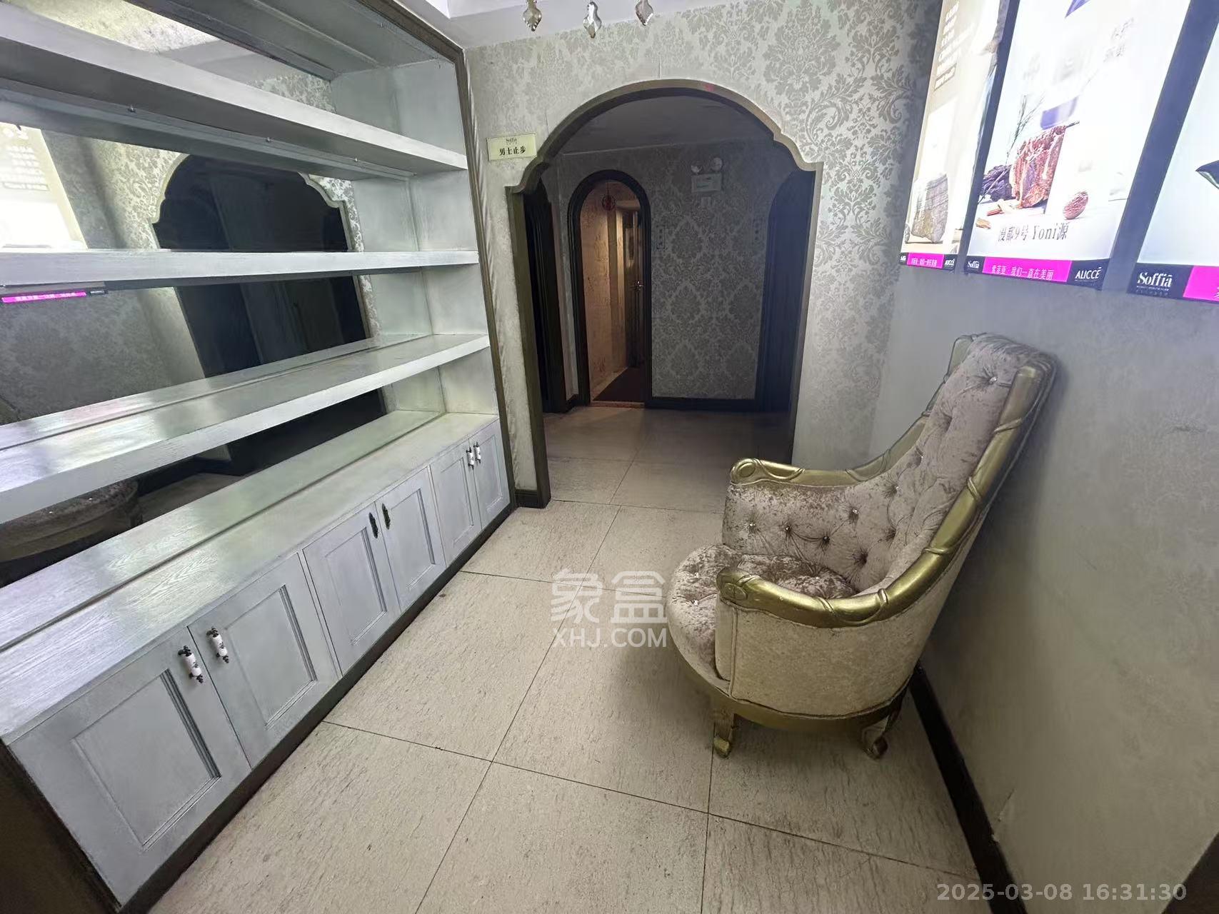 上海城小区 3室2厅2卫 3500.0元/月 上海城小区 3室2厅2卫 3500.0元/月室内图