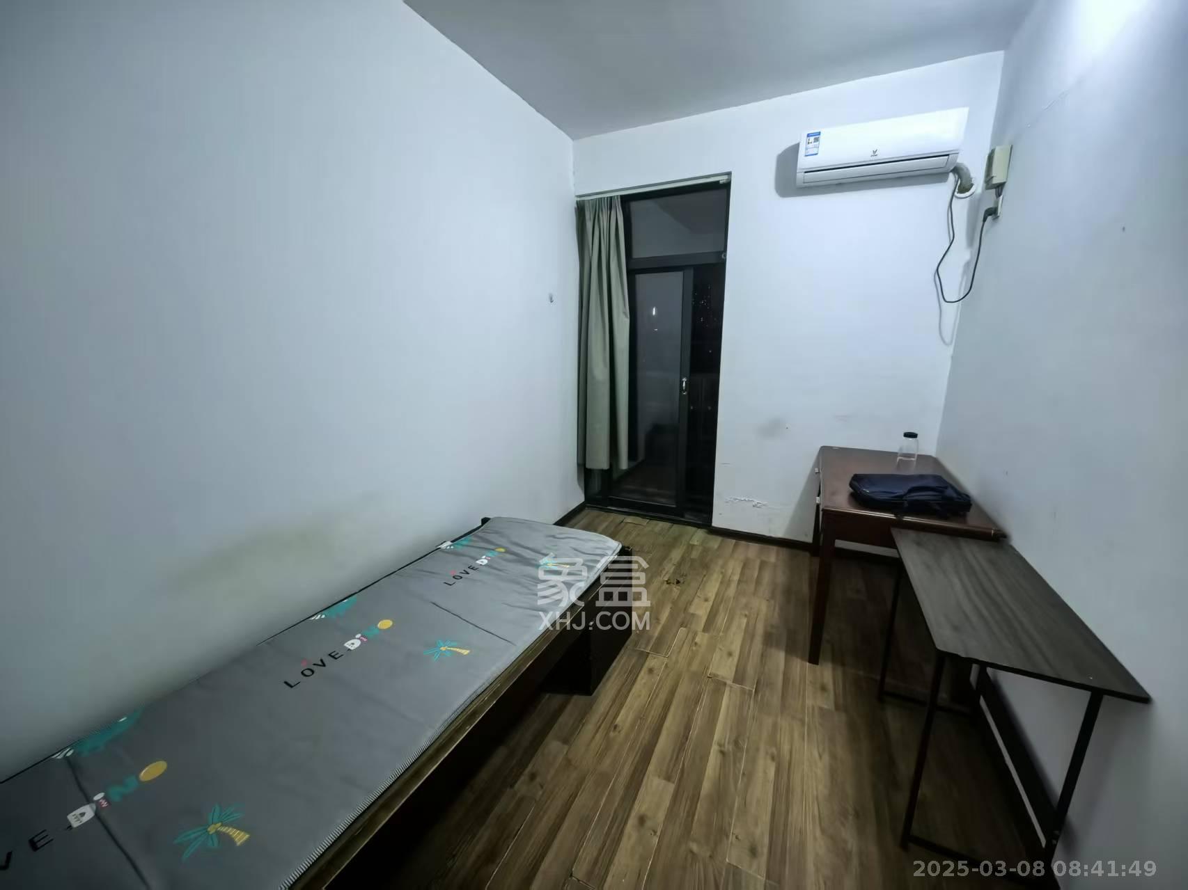 通泰梅岭苑 2室2厅1卫 2550.0元/月 通泰梅岭苑 2室2厅1卫 2550.0元/月室内图