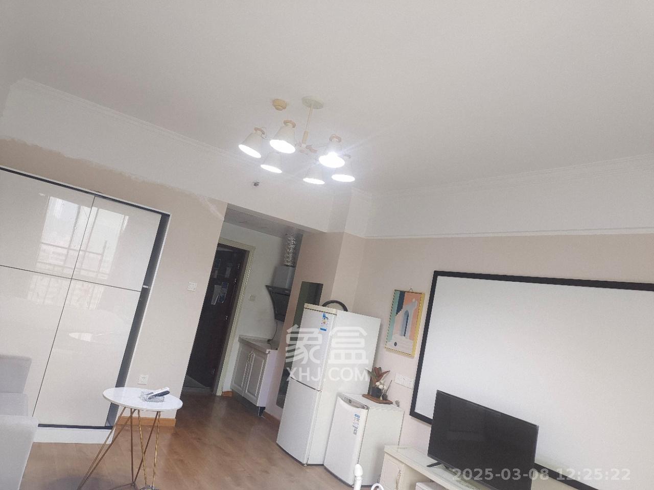 和府 1室1厅1卫 1800.0元/月 和府 1室1厅1卫 1800.0元/月室内图