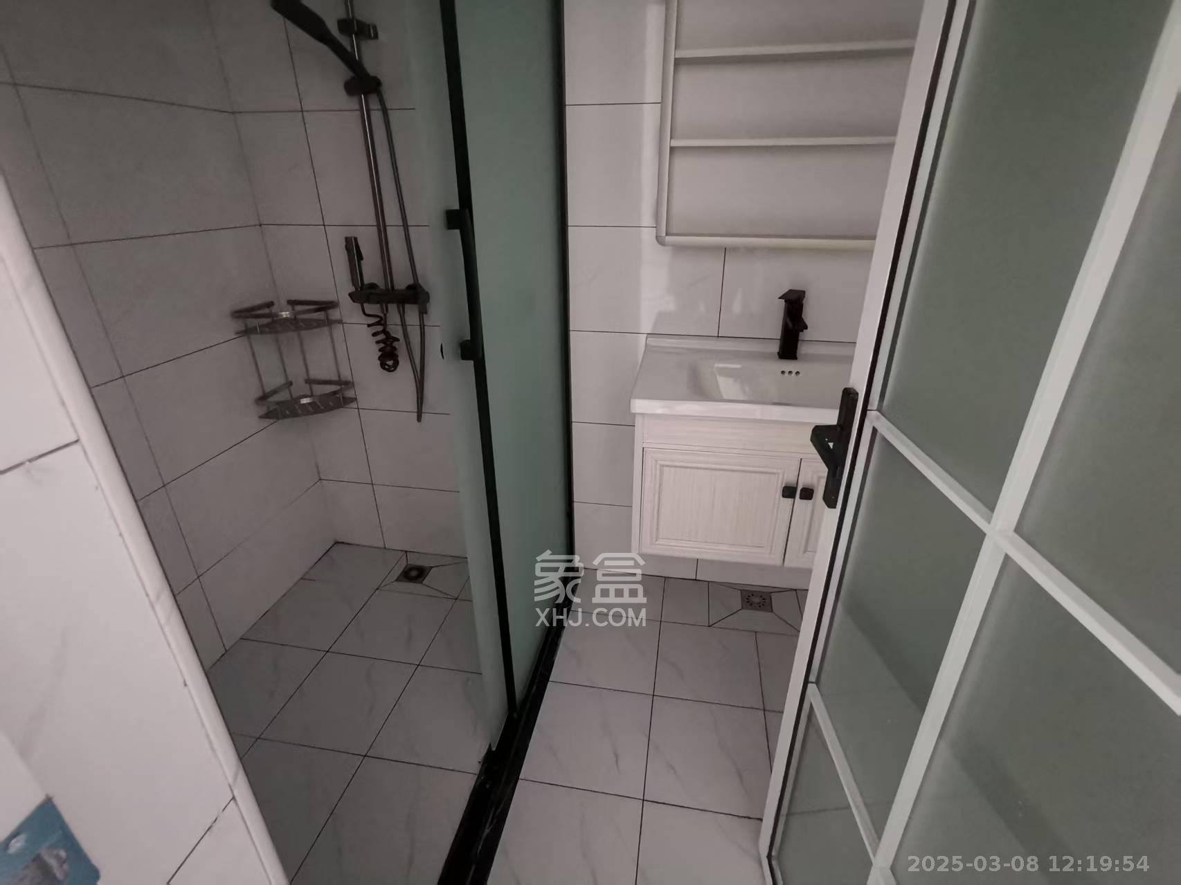 明昇壹城(明昇时代广场)二期 1室1厅1卫 1500.0元/月 明昇壹城(明昇时代广场)二期 1室1厅1卫 1500.0元/月室内图