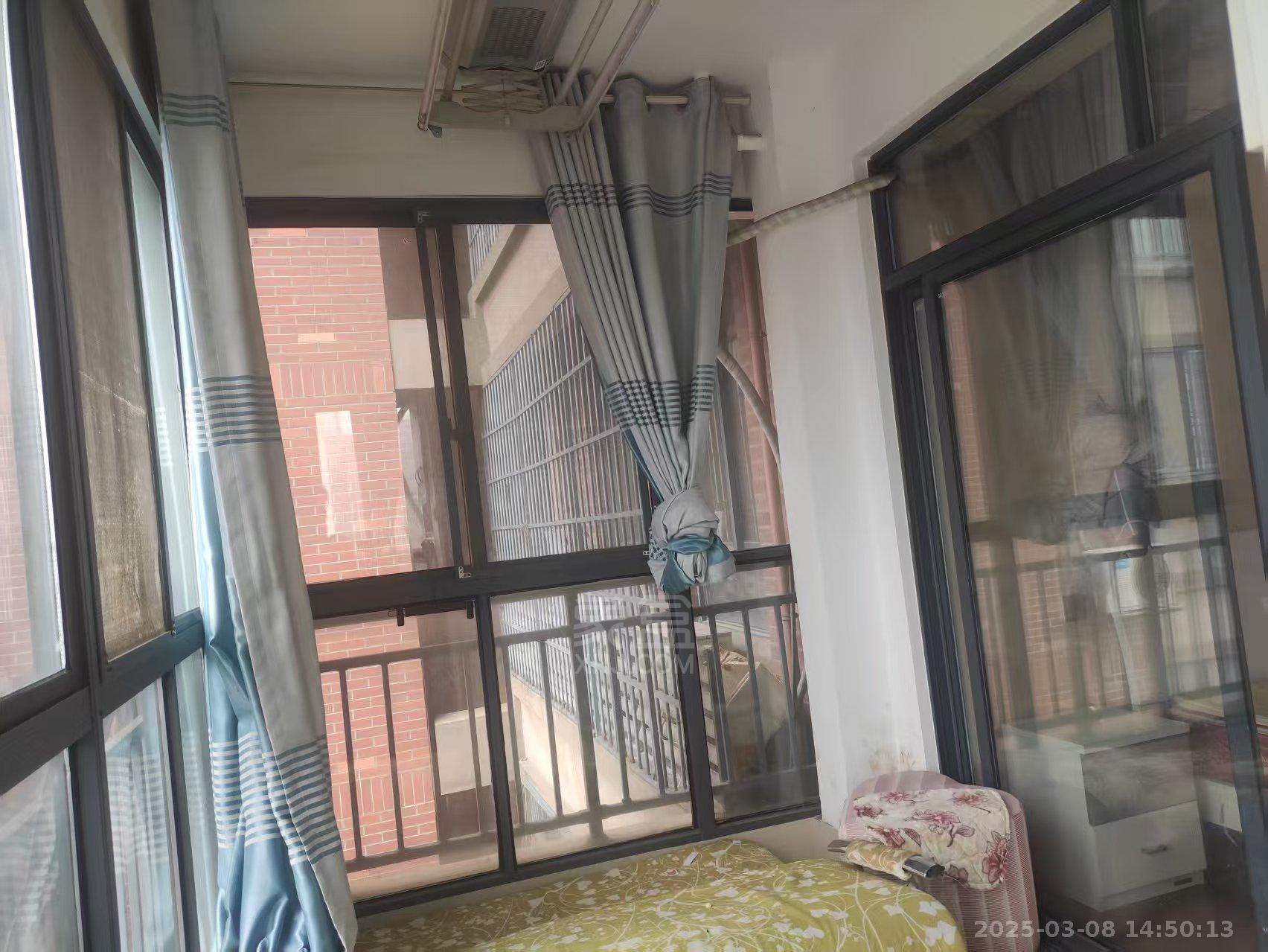 尚格名城香榭丽舍 3室2厅1卫 1800.0元/月 尚格名城香榭丽舍 3室2厅1卫 1800.0元/月室内图