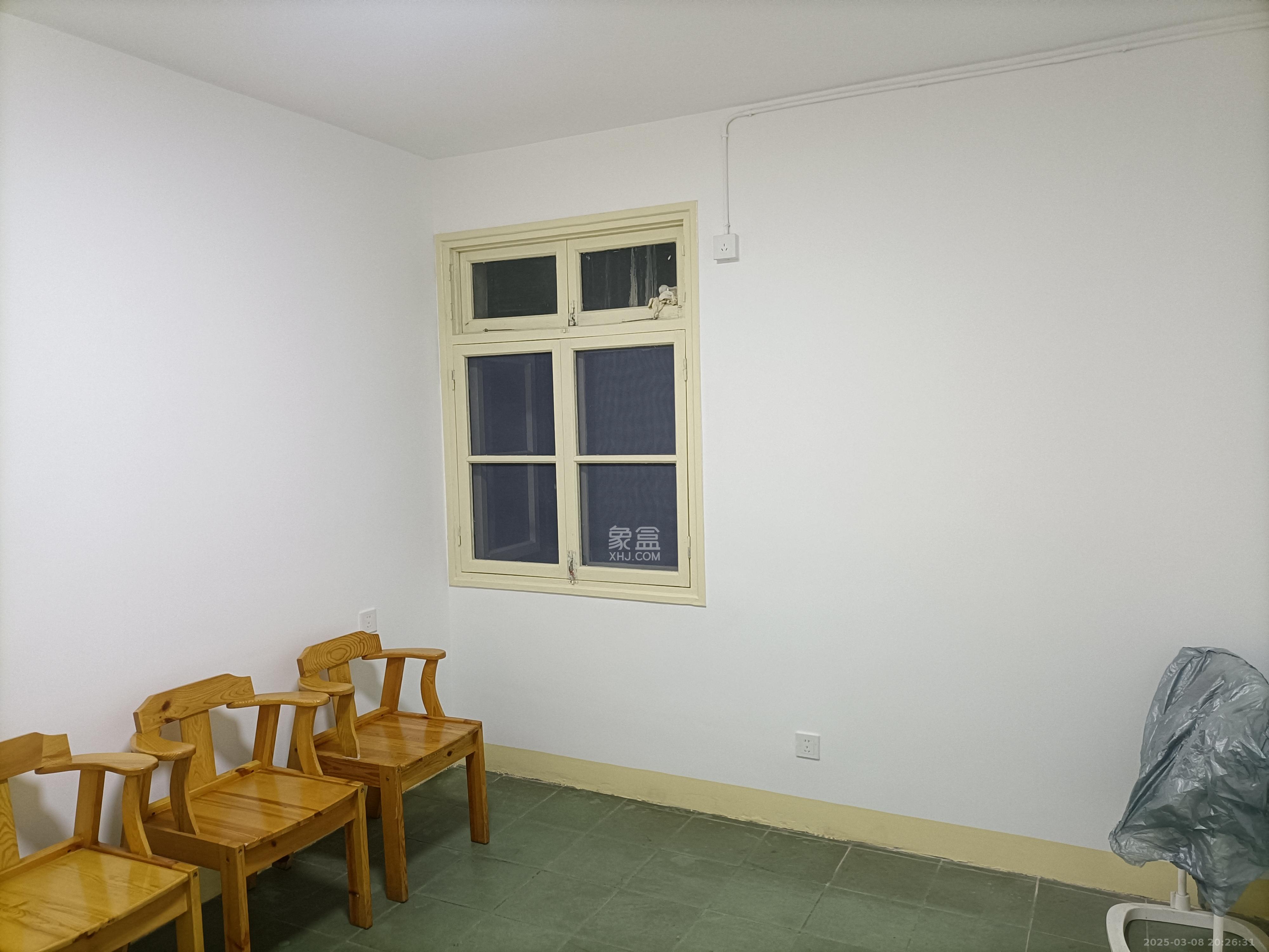 天心区教师村宿舍 3室2厅1卫 1900.0元/月 天心区教师村宿舍 3室2厅1卫 1900.0元/月室内图