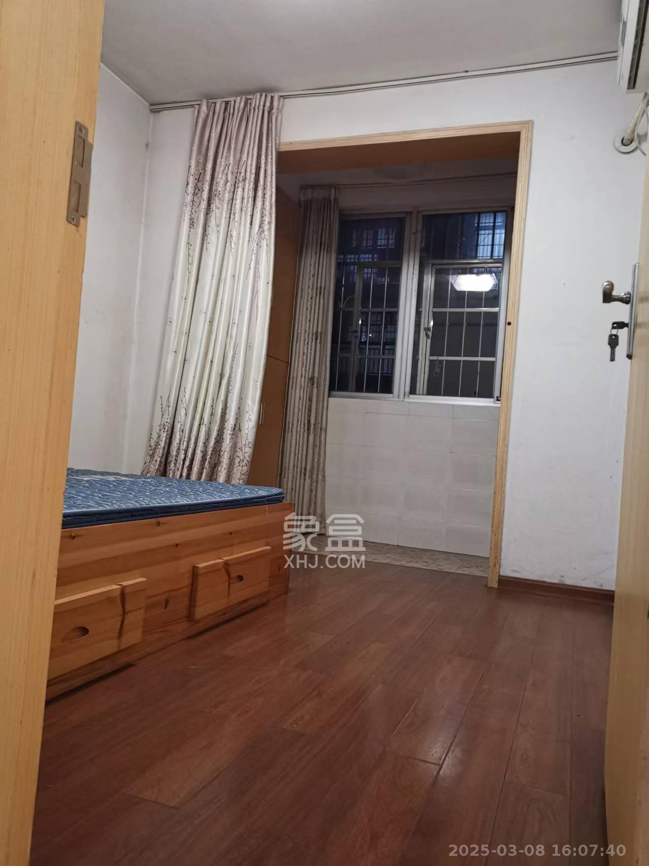 鄱阳小区 2室1厅1卫 1600.0元/月 鄱阳小区 2室1厅1卫 1600.0元/月室内图