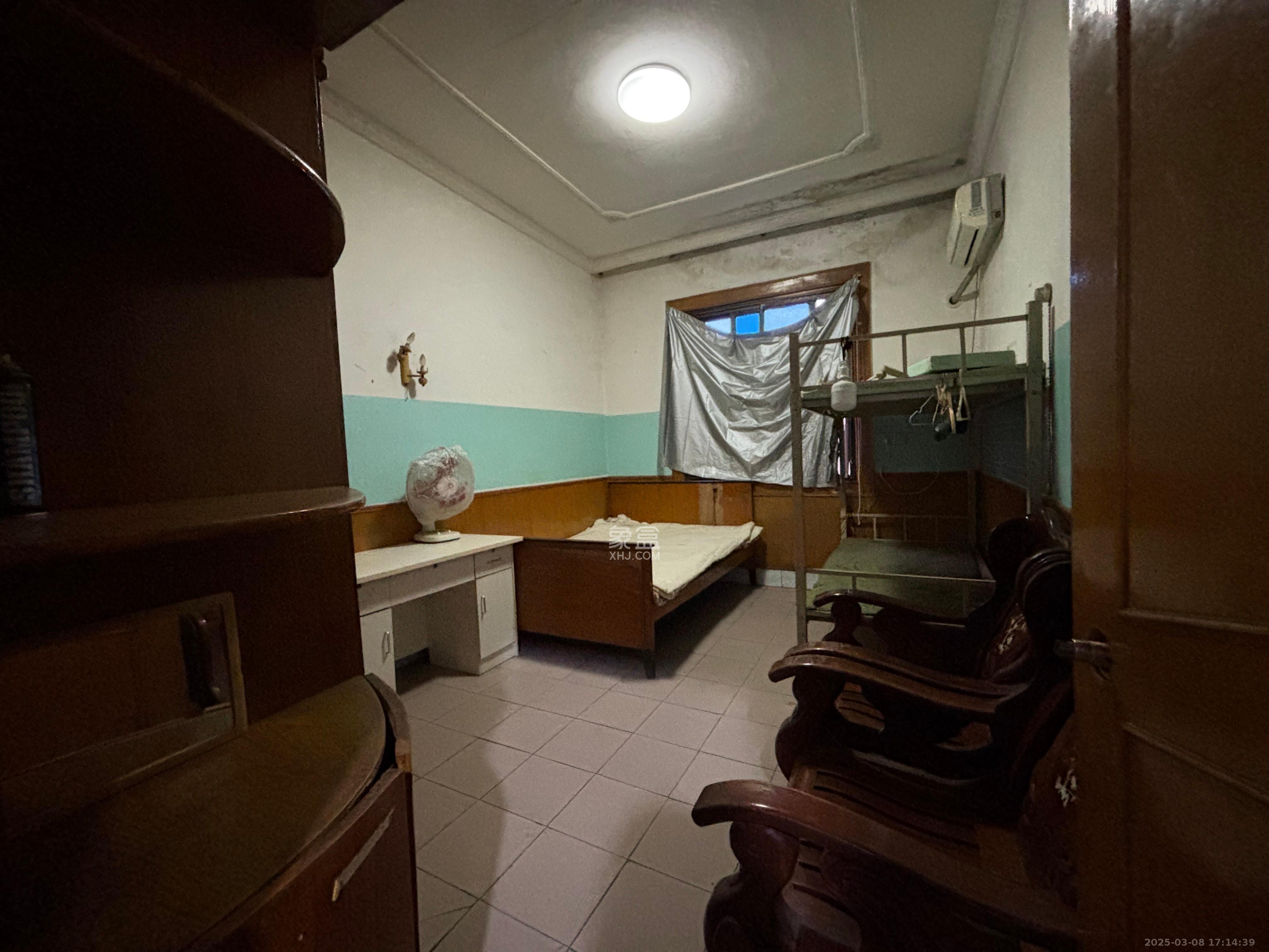 都正街散盘 2室1厅1卫 1600.0元/月 都正街散盘 2室1厅1卫 1600.0元/月室内图