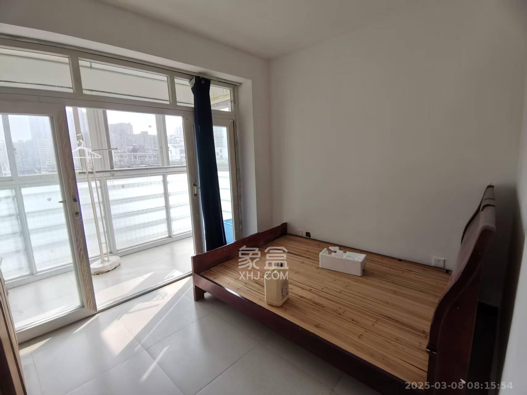 标准件厂宿舍(长沙标准件总厂宿舍) 2室2厅1卫 1600.0元/月 标准件厂宿舍(长沙标准件总厂宿舍) 2室2厅1卫 1600.0元/月室内图