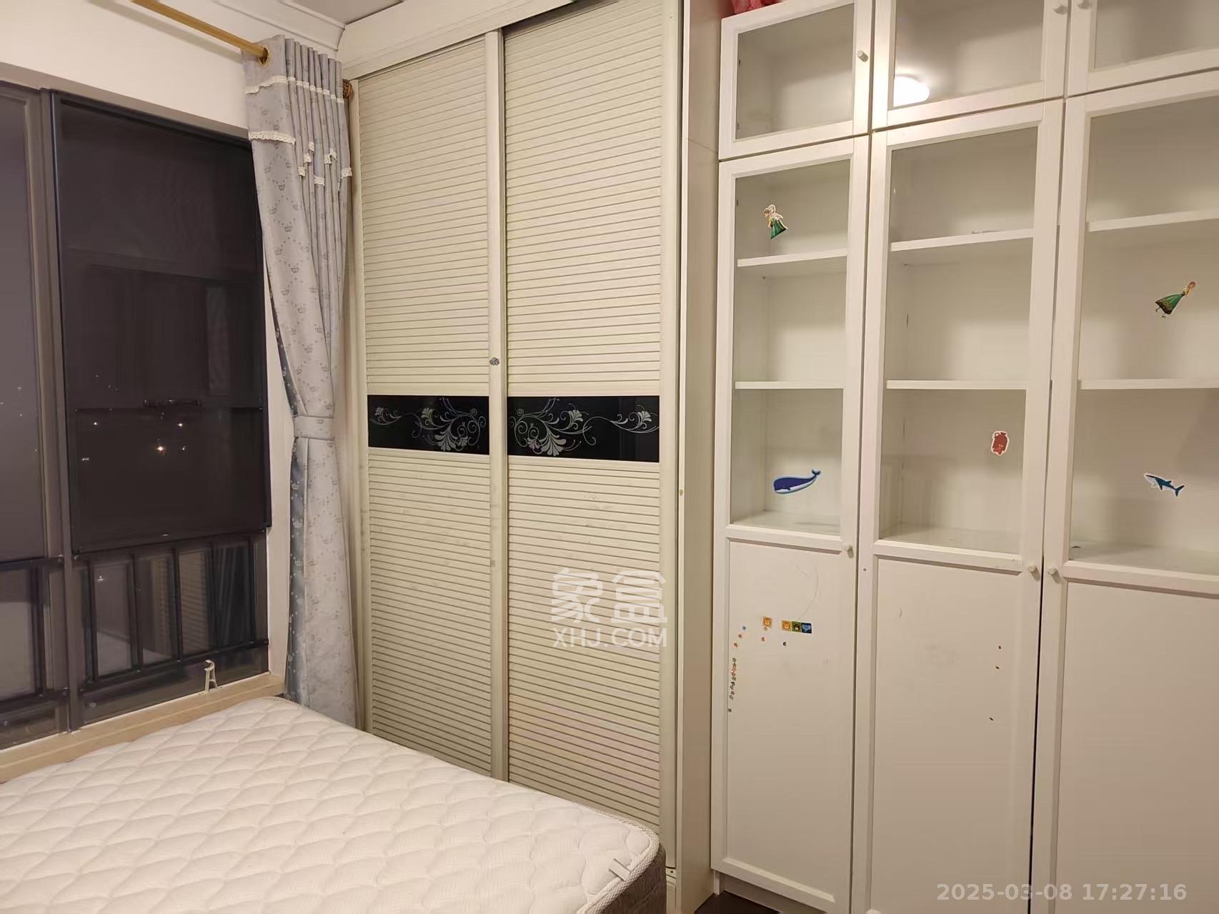 万科白鹭郡  3室2厅2卫    3000.0元/月室内图