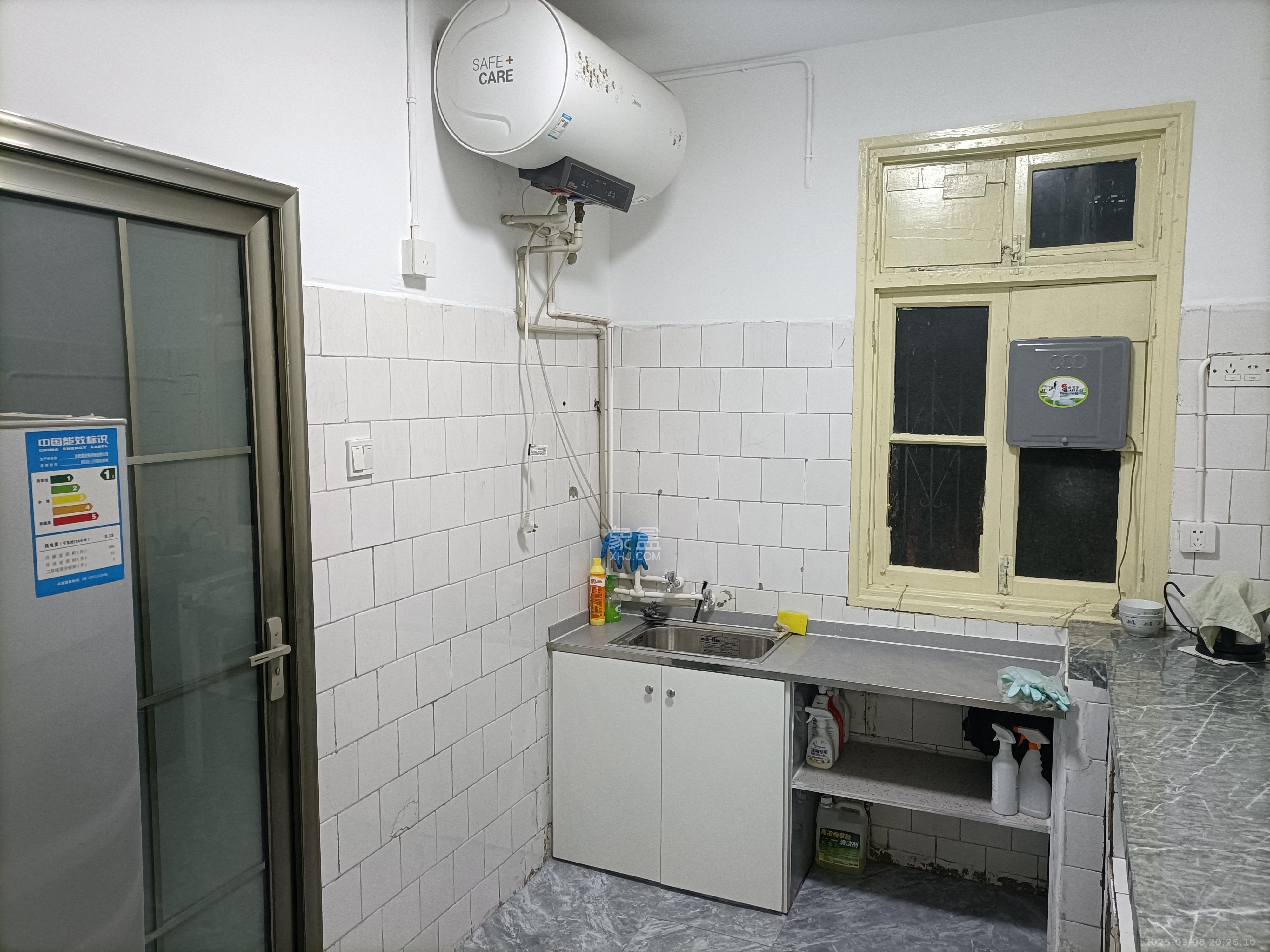 天心区教师村宿舍 3室2厅1卫 1900.0元/月 天心区教师村宿舍 3室2厅1卫 1900.0元/月室内图