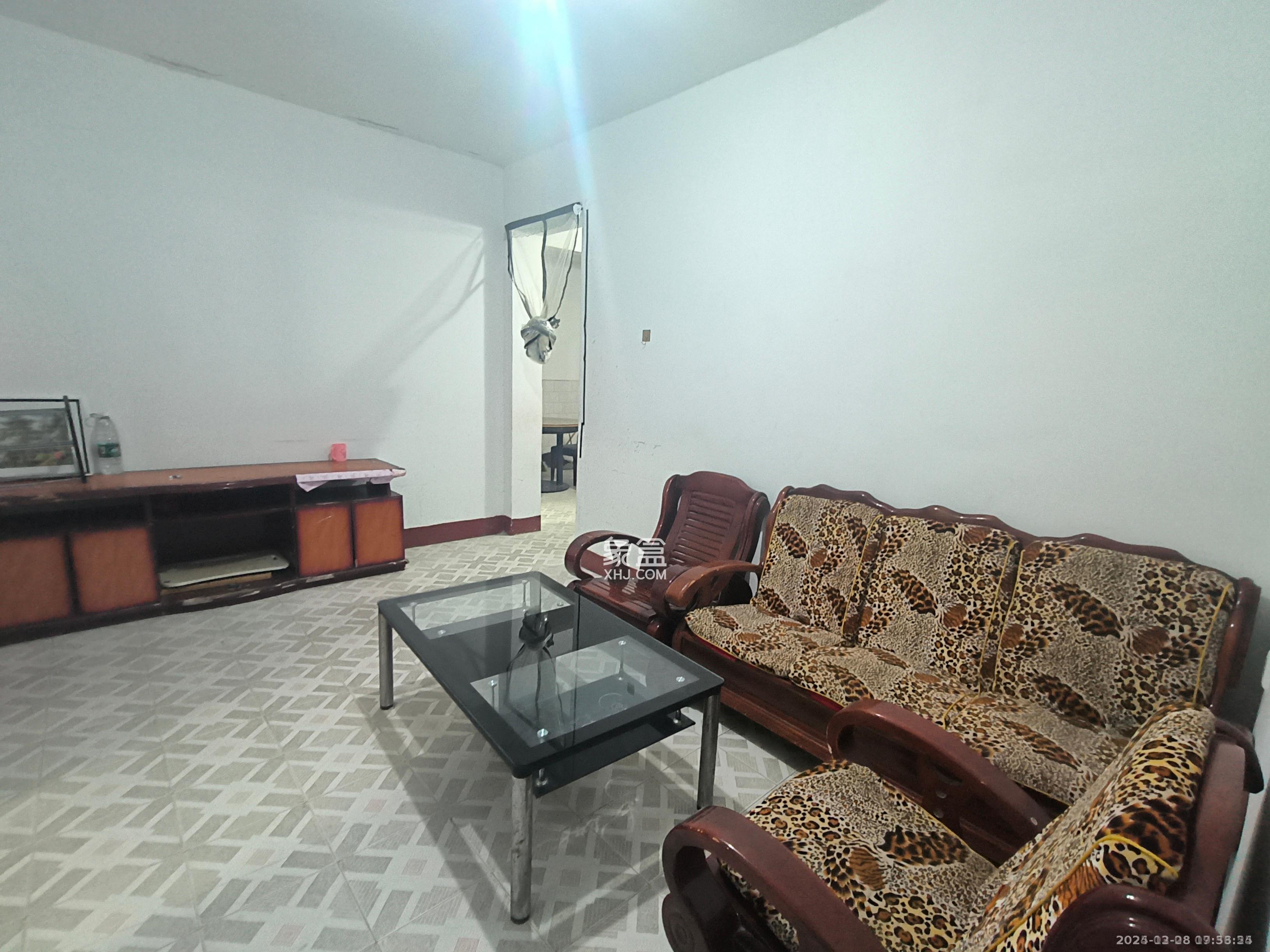 西园北里小区 3室2厅1卫 2000.0元/月 西园北里小区 3室2厅1卫 2000.0元/月室内图