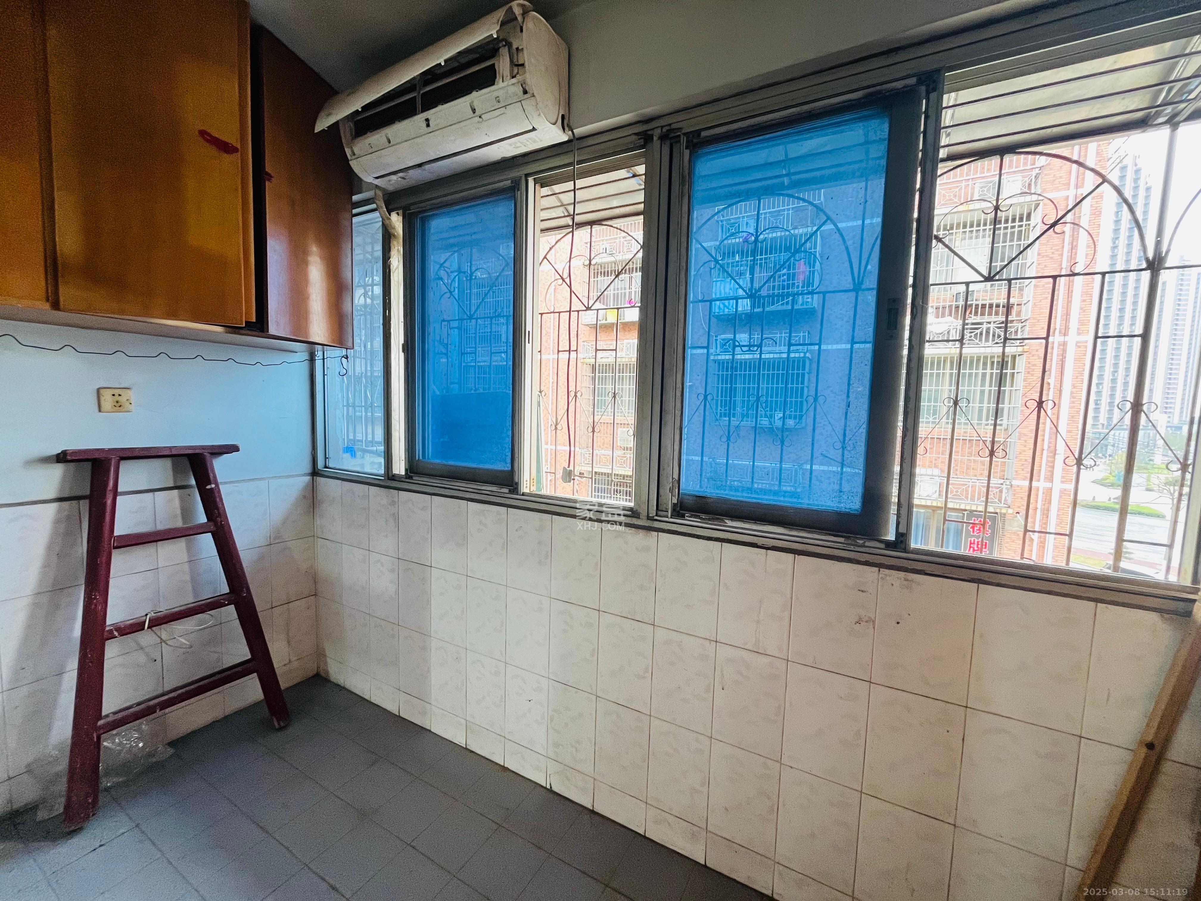 南大桥安居城(百姓市场) 3室2厅1卫 1600.0元/月 南大桥安居城(百姓市场) 3室2厅1卫 1600.0元/月室内图