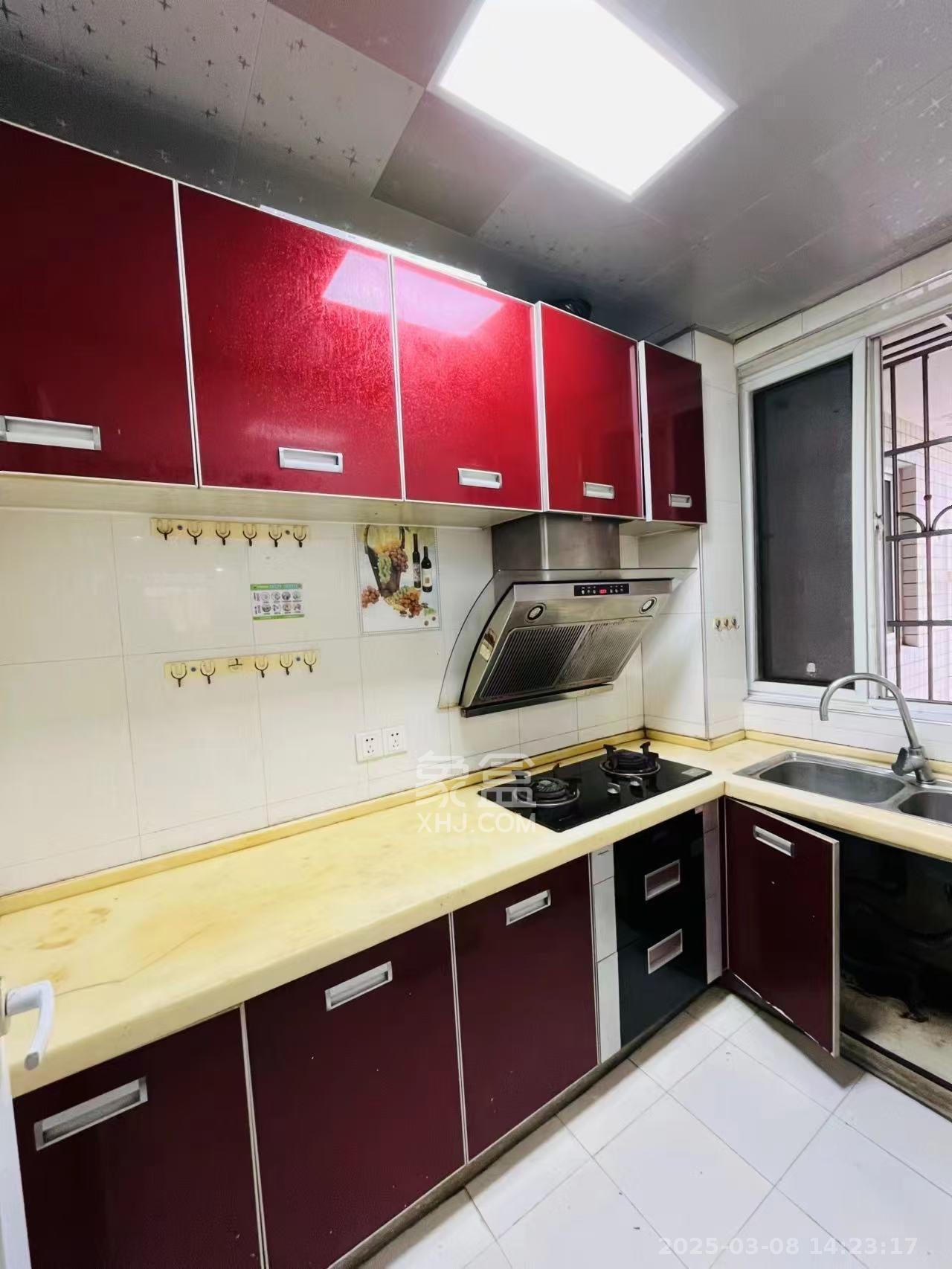 麓谷锦和园 4室2厅2卫 2600.0元/月 麓谷锦和园 4室2厅2卫 2600.0元/月室内图