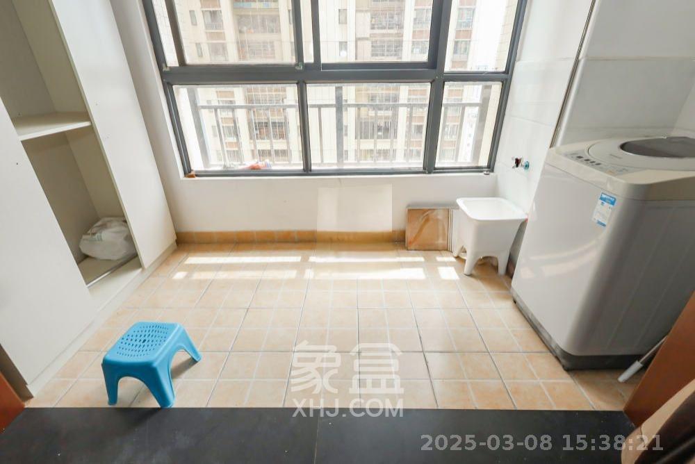 兰亭都荟（璟峰苑）  3室2厅2卫   2500.00元/月室内图