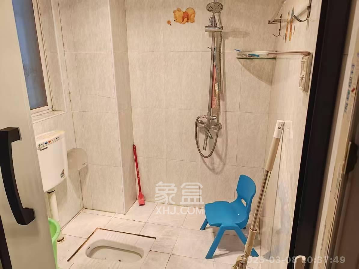 紫晶城 3室2厅1卫 1800.0元/月 紫晶城 3室2厅1卫 1800.0元/月室内图