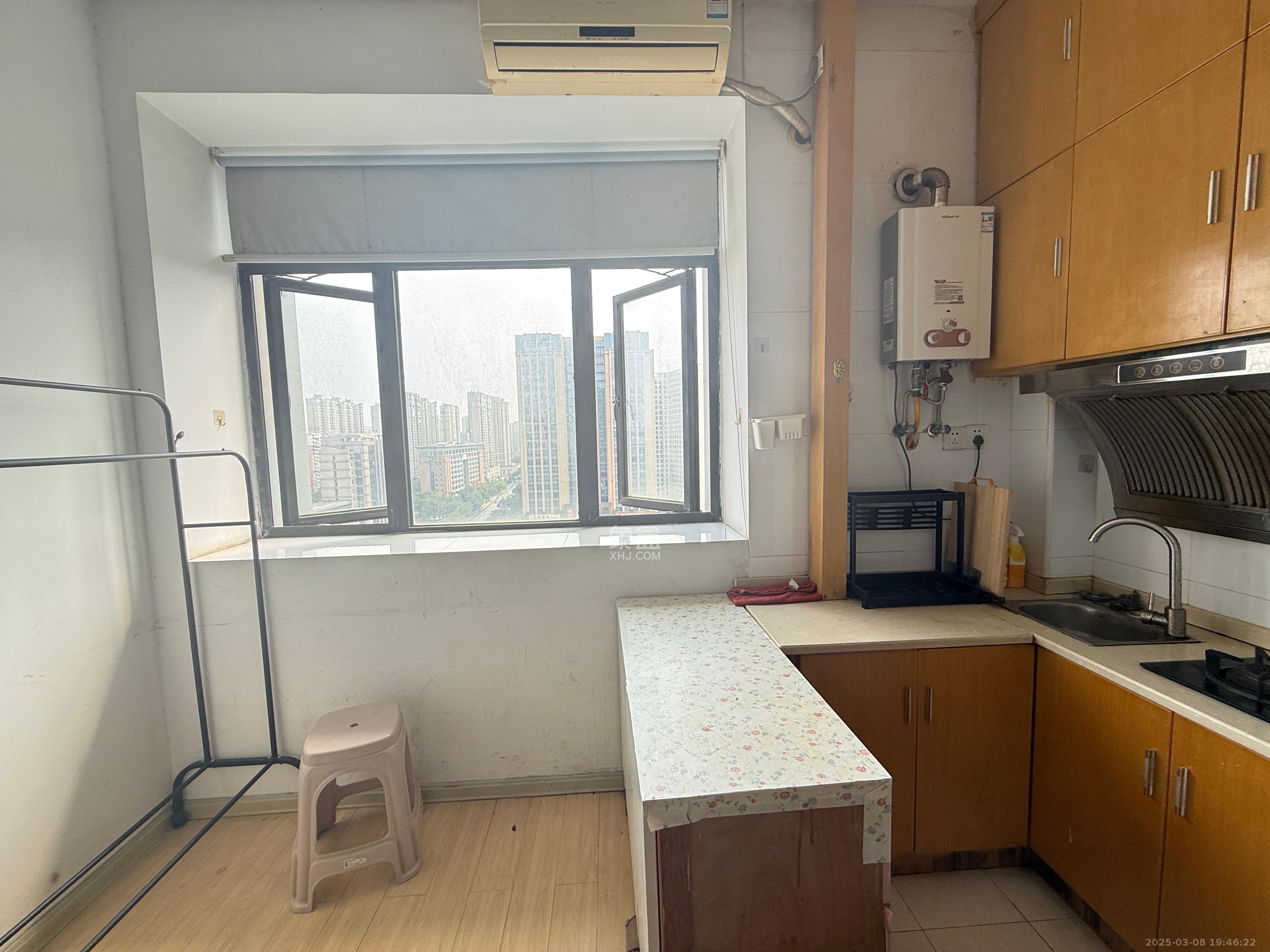 鑫远杰座  1室1厅1卫   1400.00元/月室内图
