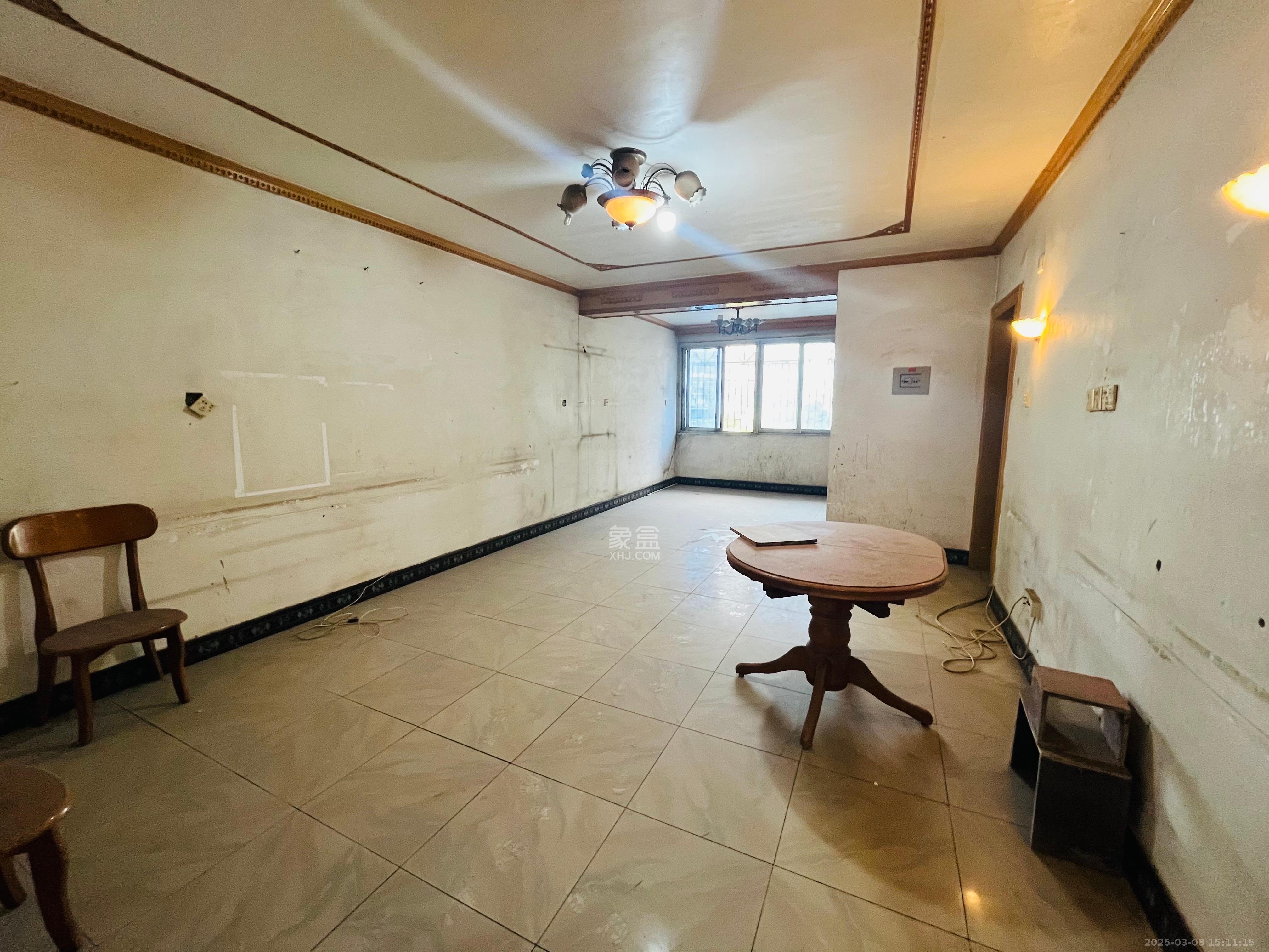 南大桥安居城(百姓市场) 3室2厅1卫 1600.0元/月 南大桥安居城(百姓市场) 3室2厅1卫 1600.0元/月室内图