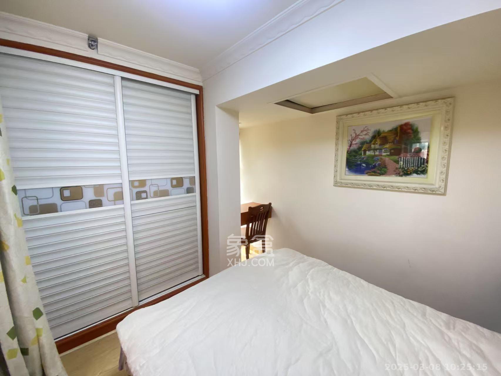 金色loft(鑫秋大厦) 2室2厅1卫 1700.0元/月 金色loft(鑫秋大厦) 2室2厅1卫 1700.0元/月室内图