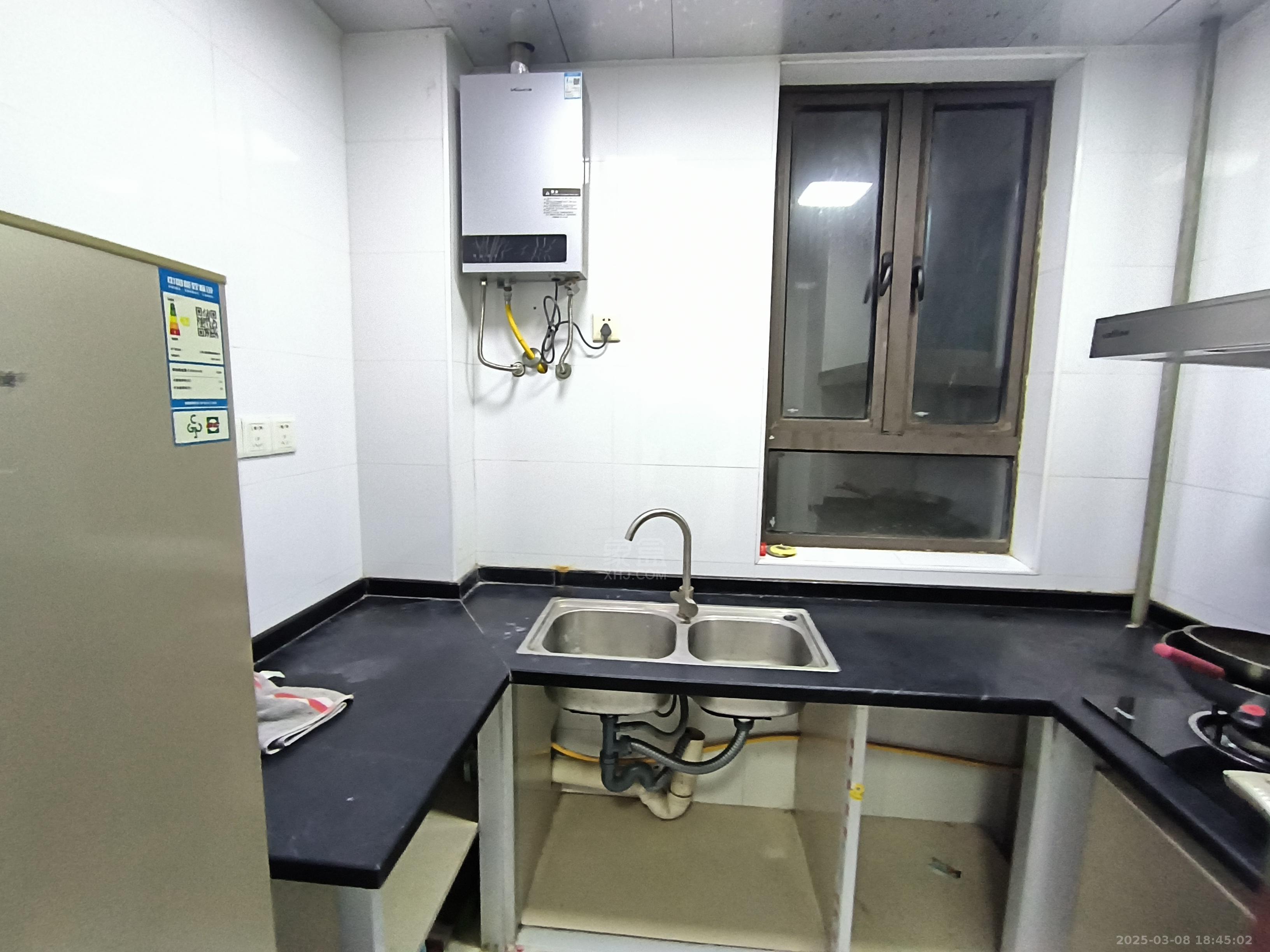 佳兆业金域天下二期 3室2厅1卫 1600.0元/月 佳兆业金域天下二期 3室2厅1卫 1600.0元/月室内图