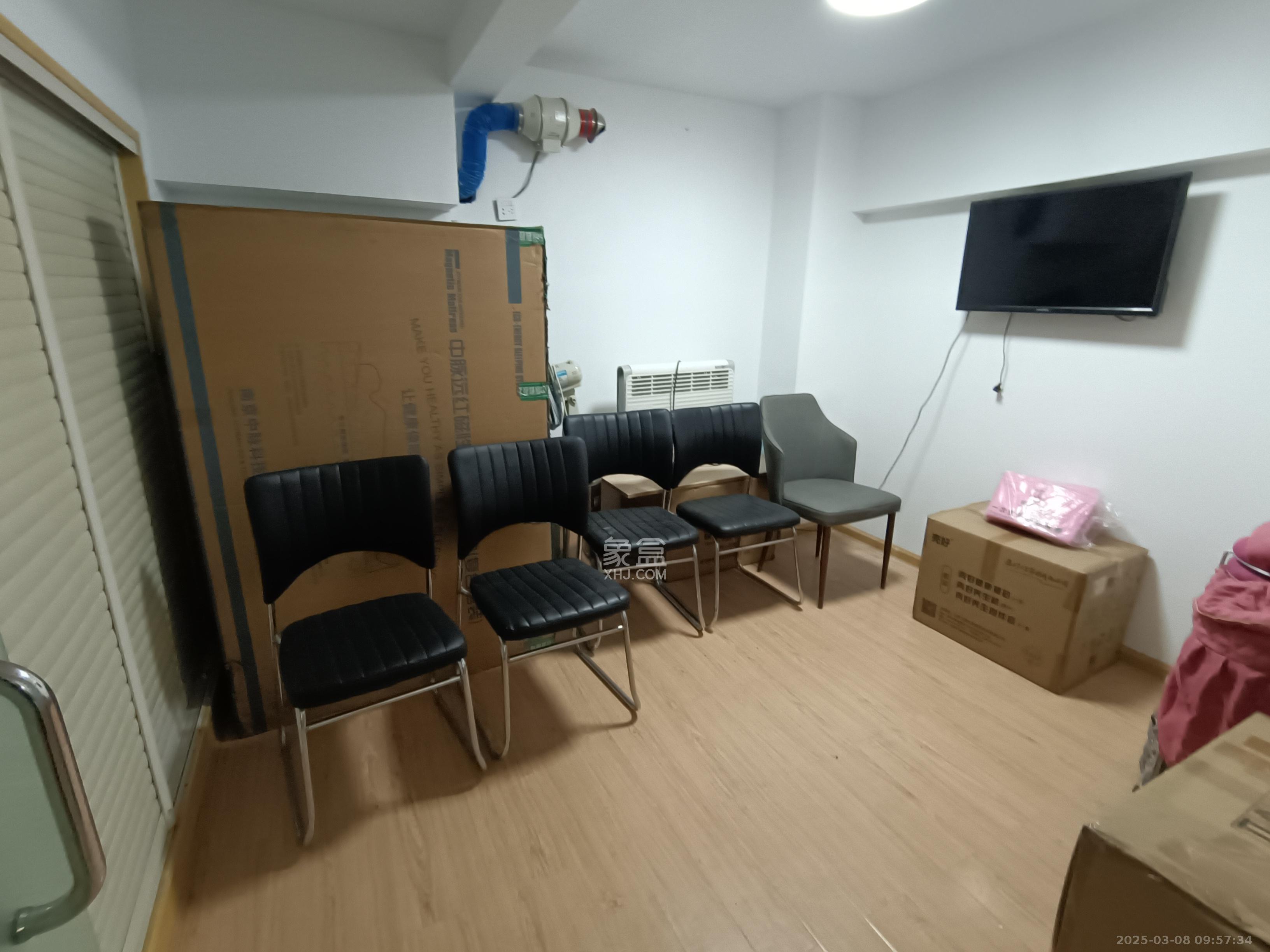 融圣国际  1室1厅1卫   3500.00元/月室内图