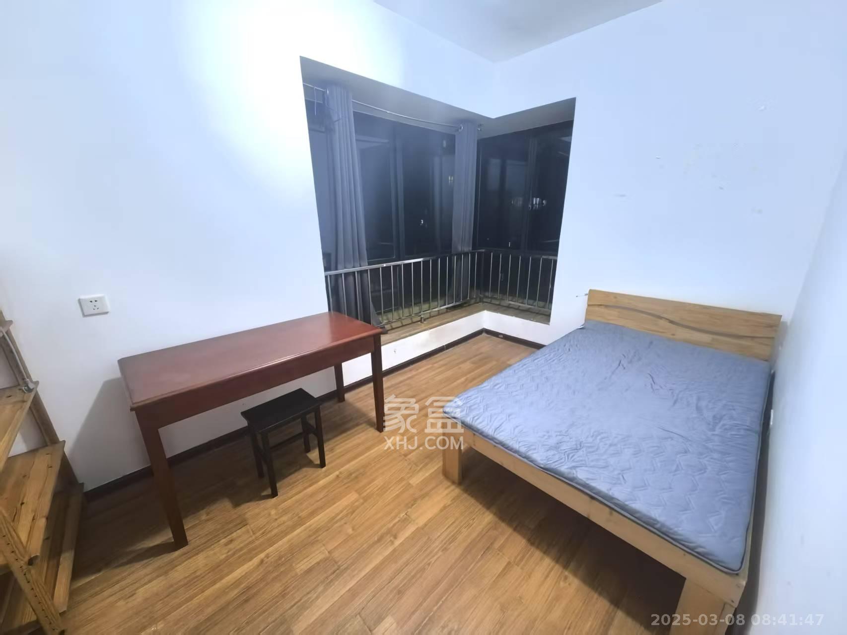 通泰梅岭苑 2室2厅1卫 2550.0元/月 通泰梅岭苑 2室2厅1卫 2550.0元/月室内图