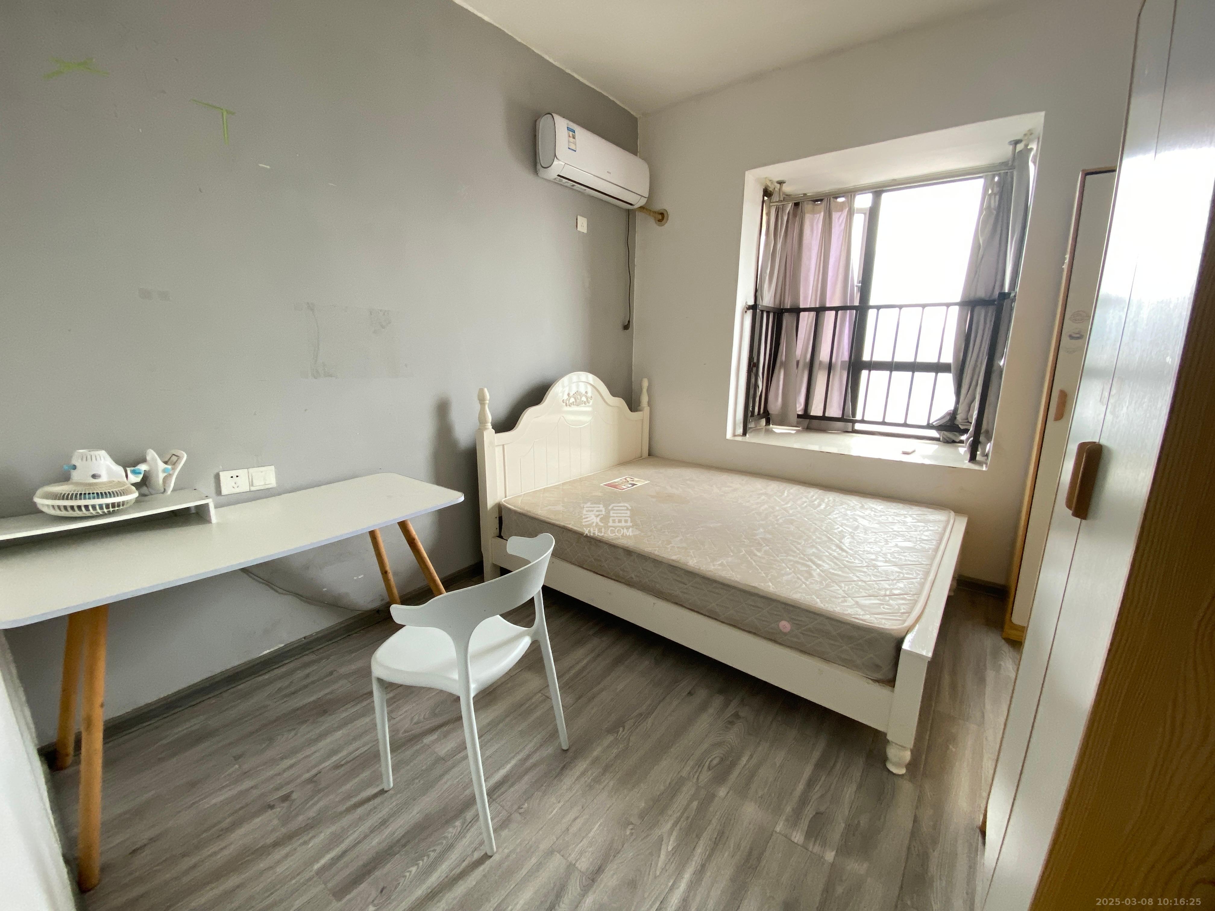 芙蓉别墅山庄(嘉湘华庭) 1室0厅0卫 850.0元/月 芙蓉别墅山庄(嘉湘华庭) 1室0厅0卫 850.0元/月室内图