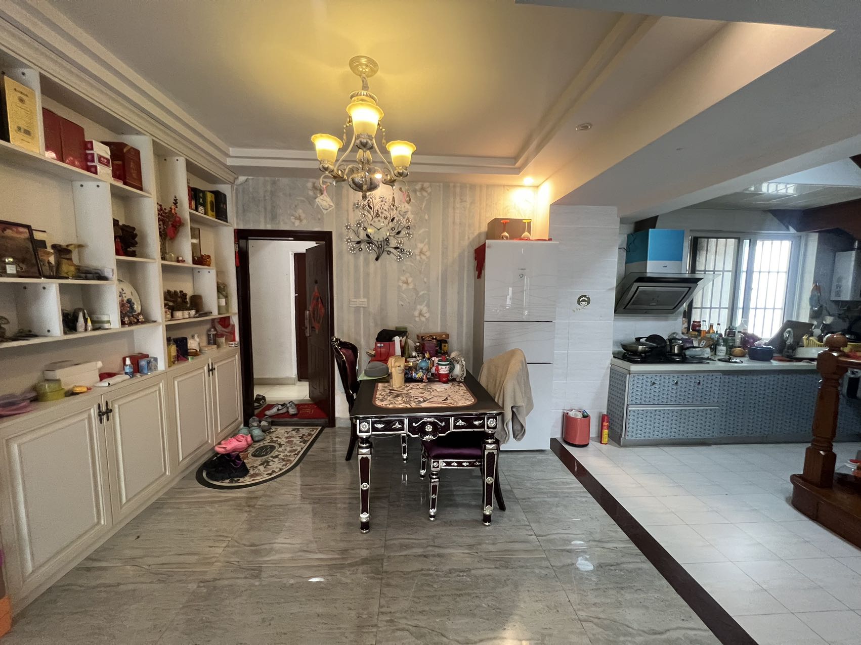 正业广场  3室2厅1卫    208.0万 正业广场  3室2厅1卫    208.0万室内图