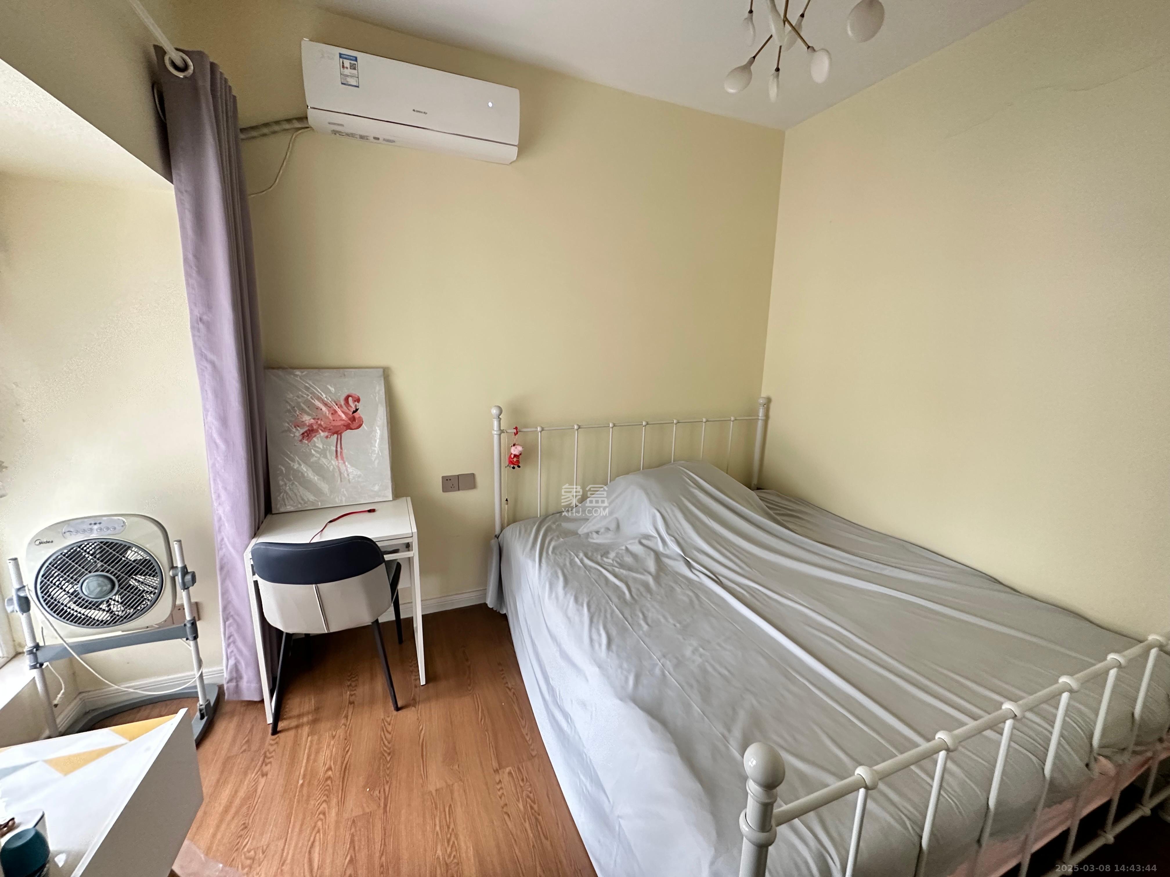 汀湘十里  3室2厅1卫   2300.00元/月室内图