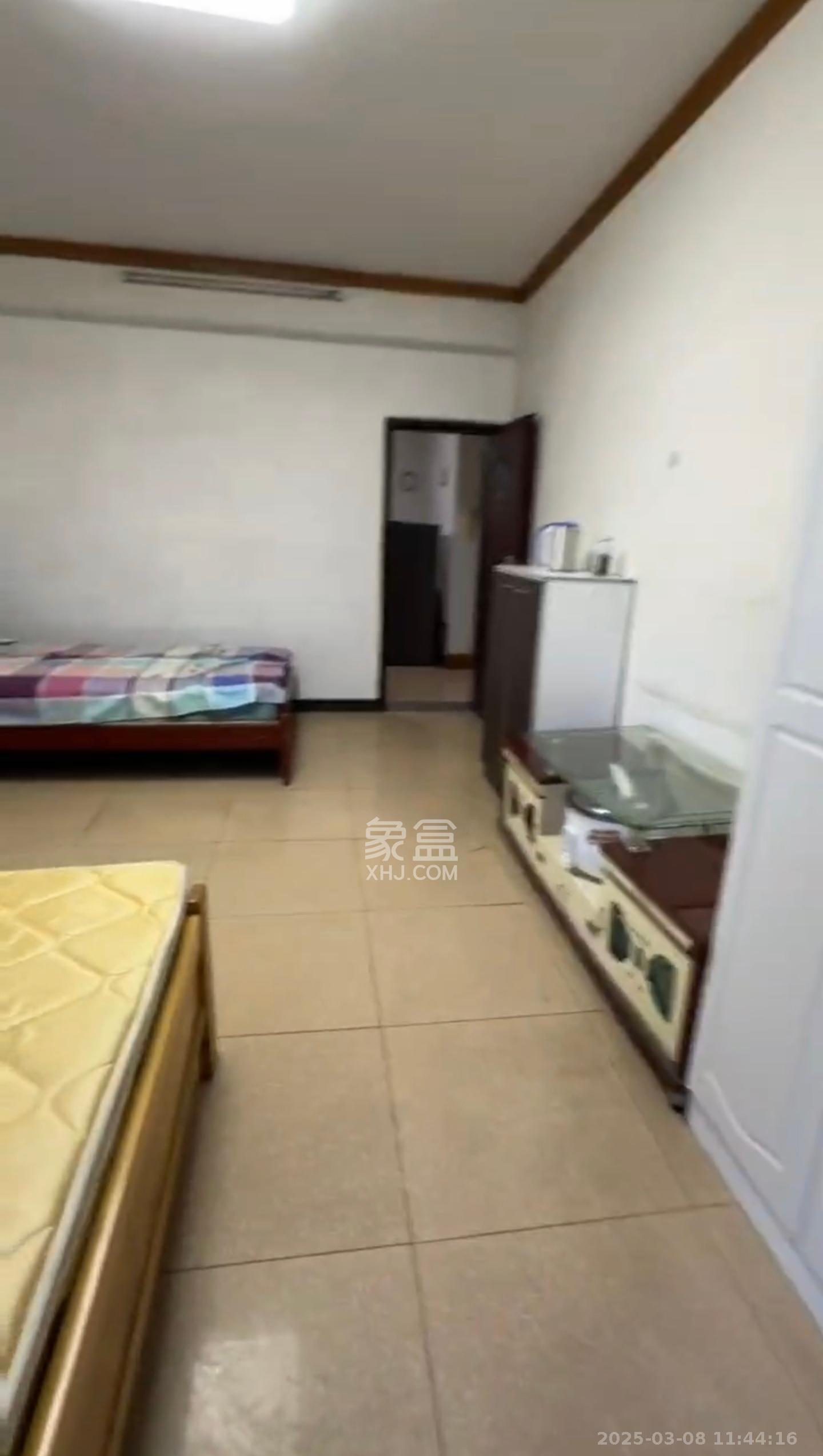 欣欣新村 3室2厅2卫 2000.0元/月 欣欣新村 3室2厅2卫 2000.0元/月室内图