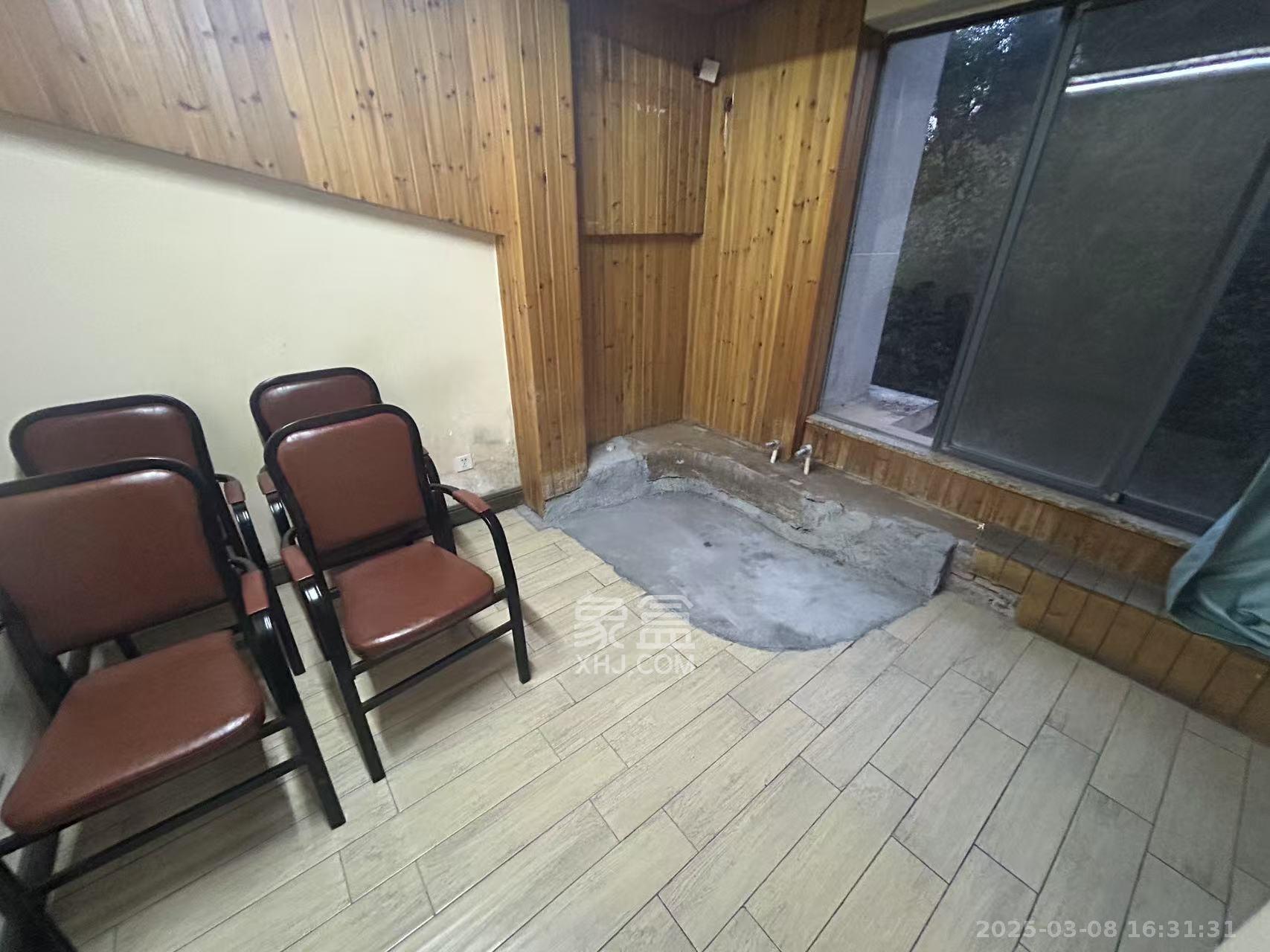 上海城小区 3室2厅2卫 3500.0元/月 上海城小区 3室2厅2卫 3500.0元/月室内图