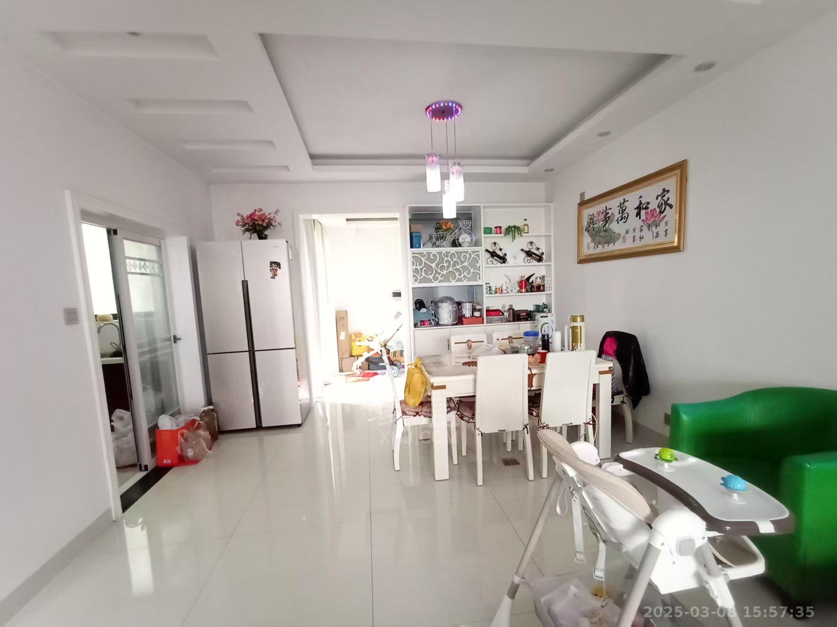 经世皇城 3室2厅2卫 2200.0元/月 经世皇城 3室2厅2卫 2200.0元/月室内图