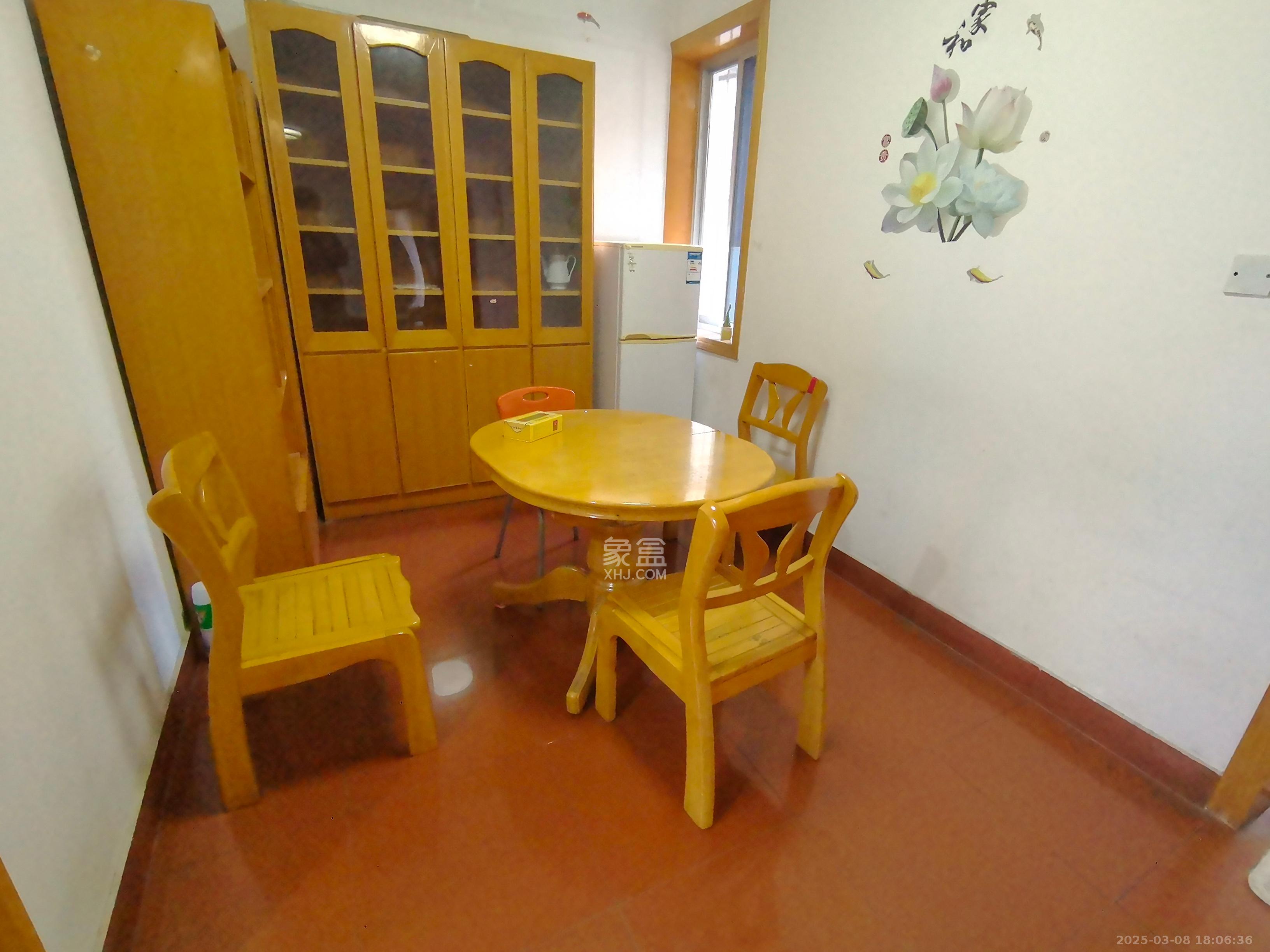 荷花园市直教师村（长沙市教育局直属教师二村）  3室1厅1卫   2000.00元/月室内图