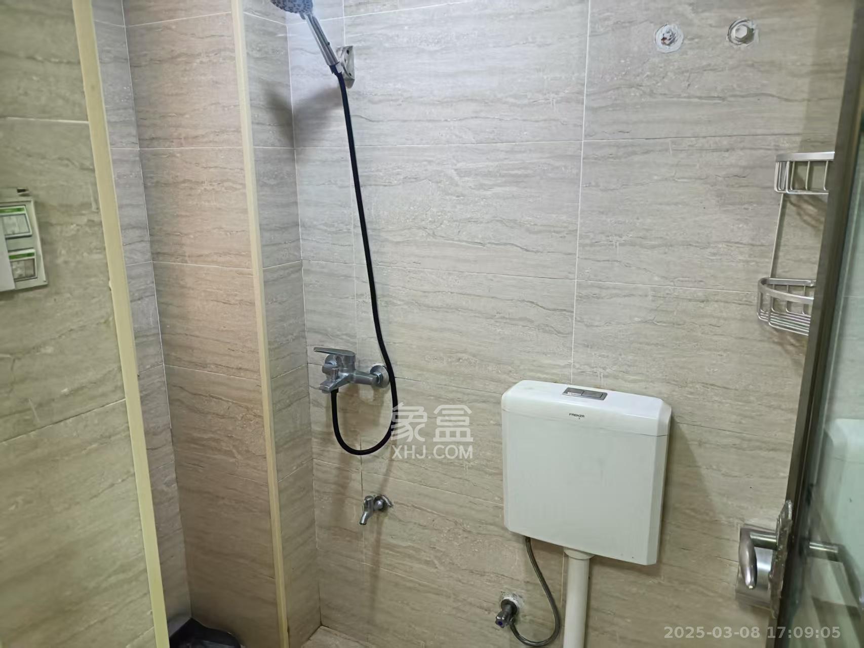 爱琴海岸  2室2厅1卫   1700.00元/月室内图