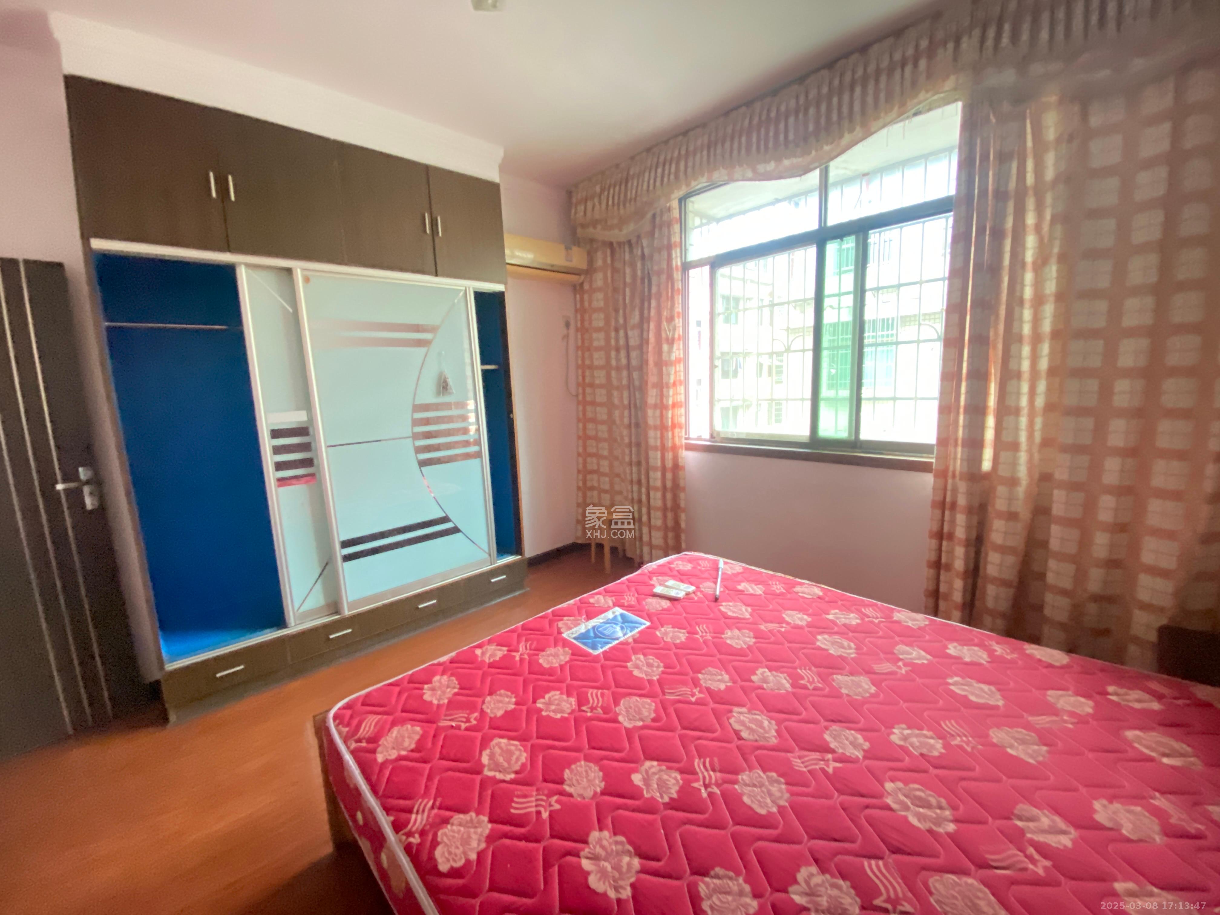 泉塘小区  2室2厅1卫    1300.0元/月 泉塘小区  2室2厅1卫    1300.0元/月室内图