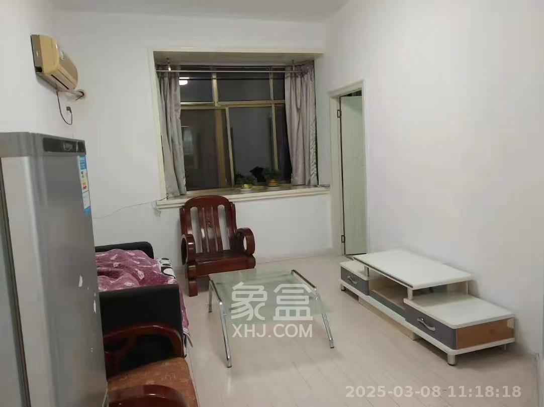 新景家园  2室2厅1卫   1000.00元/月室内图