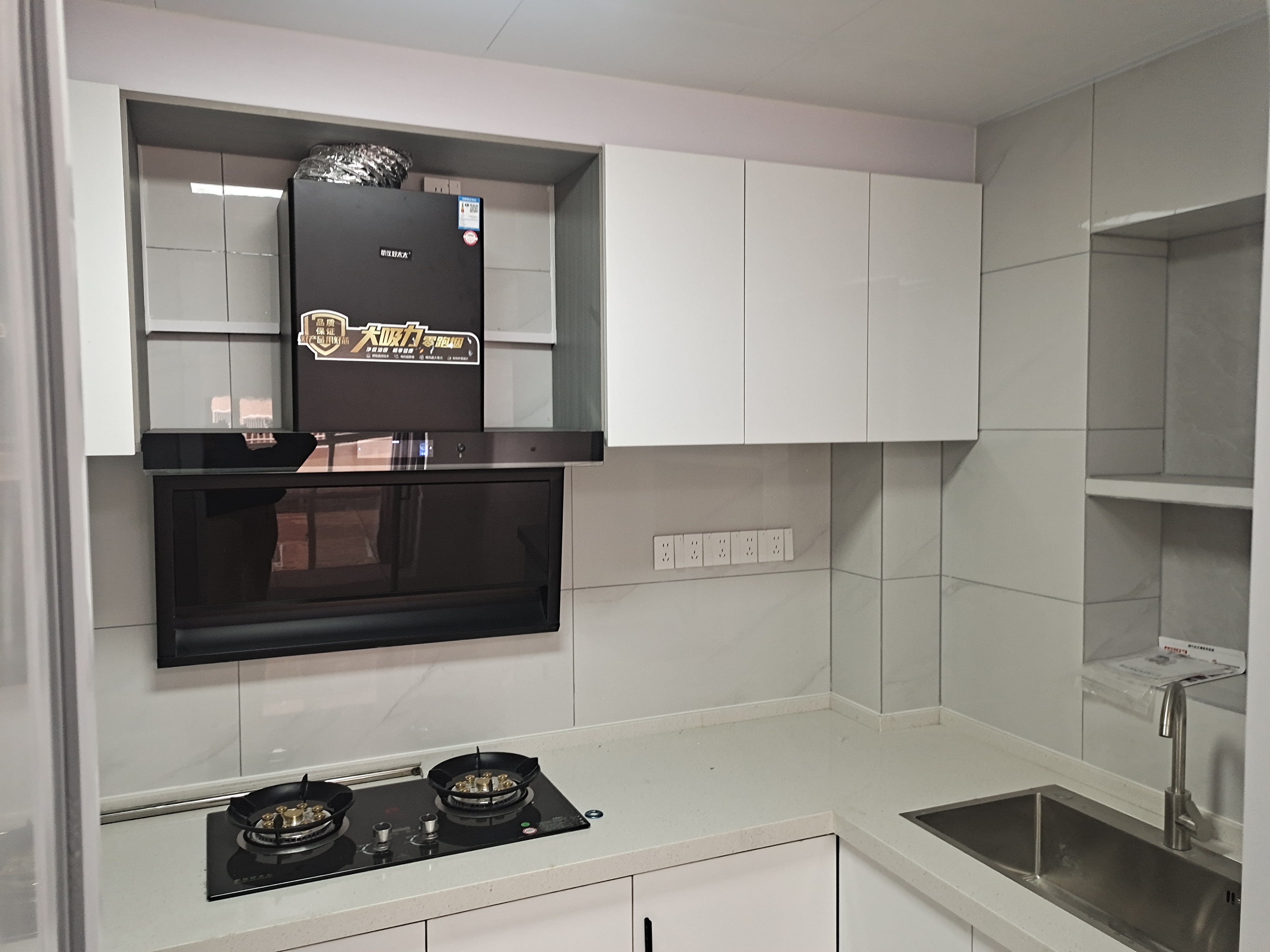 维港十字街 3室2厅2卫 68.0万 维港十字街 3室2厅2卫 68.0万厨房