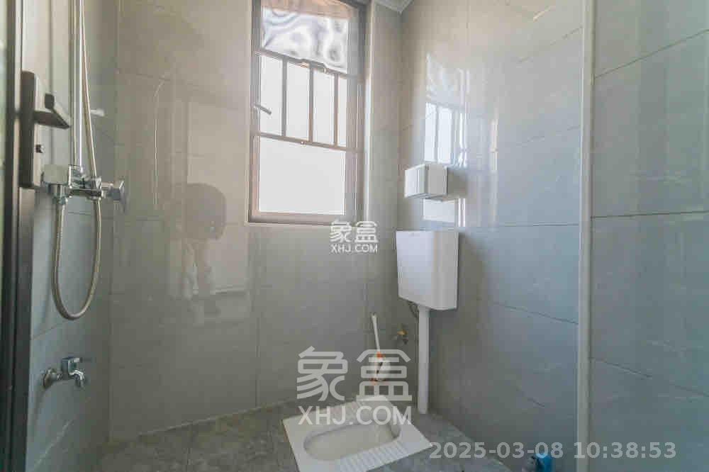 新城悦隽  3室2厅2卫   3000.00元/月室内图