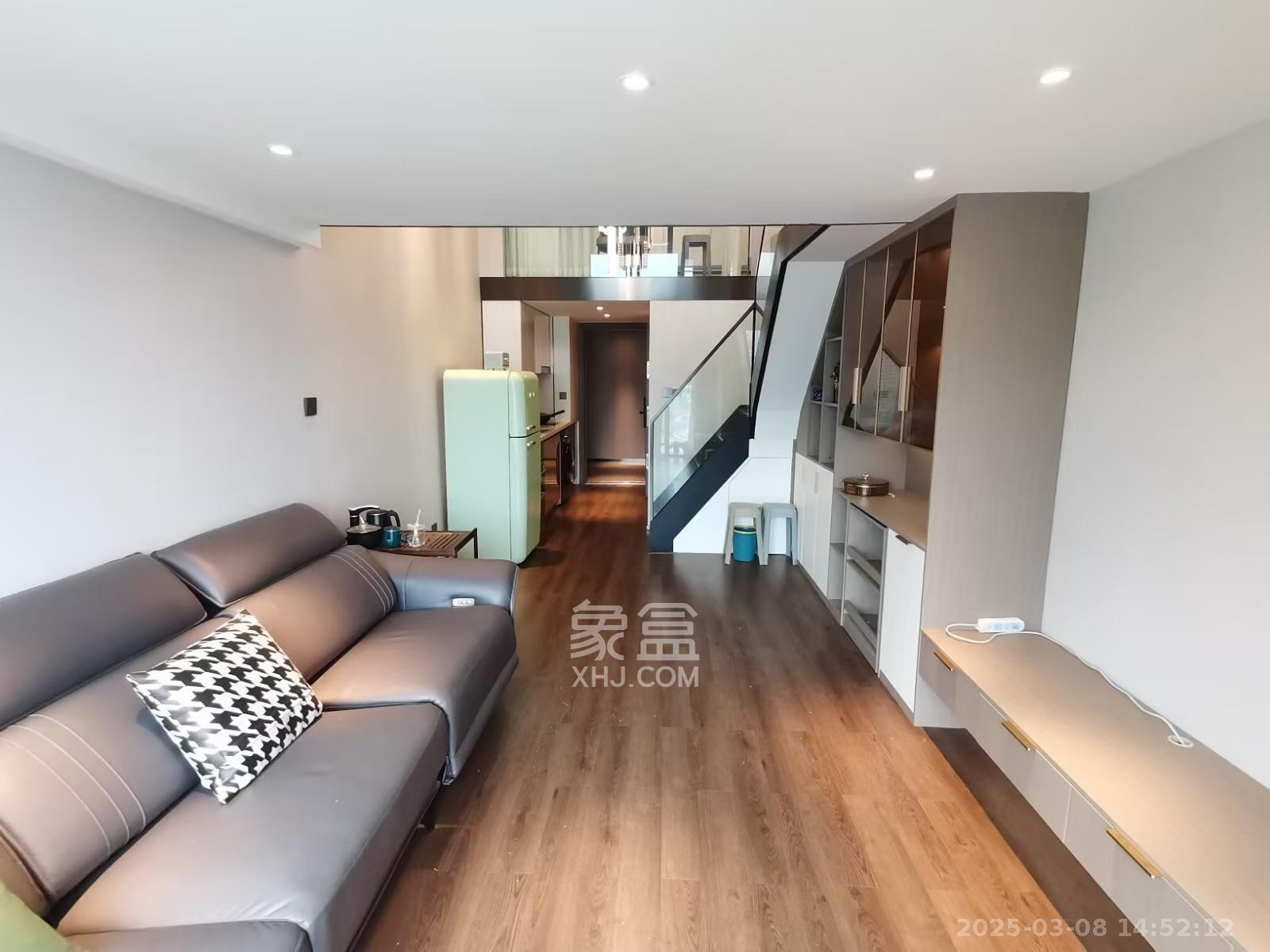 达美寰宇中心 2室2厅1卫 3200.0元/月 达美寰宇中心 2室2厅1卫 3200.0元/月室内图