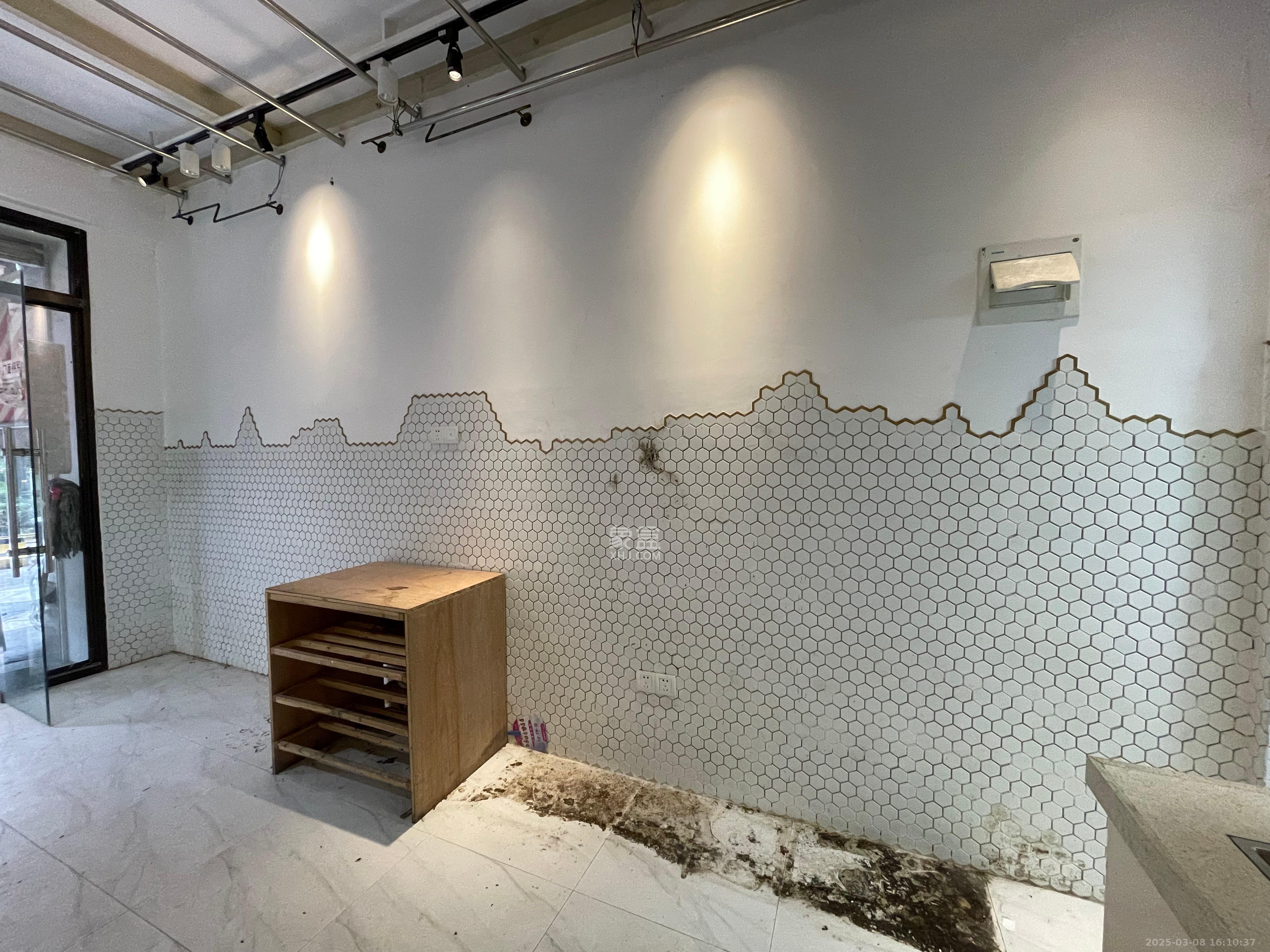 恒大名都   29.93㎡      1600.0元/月室内图