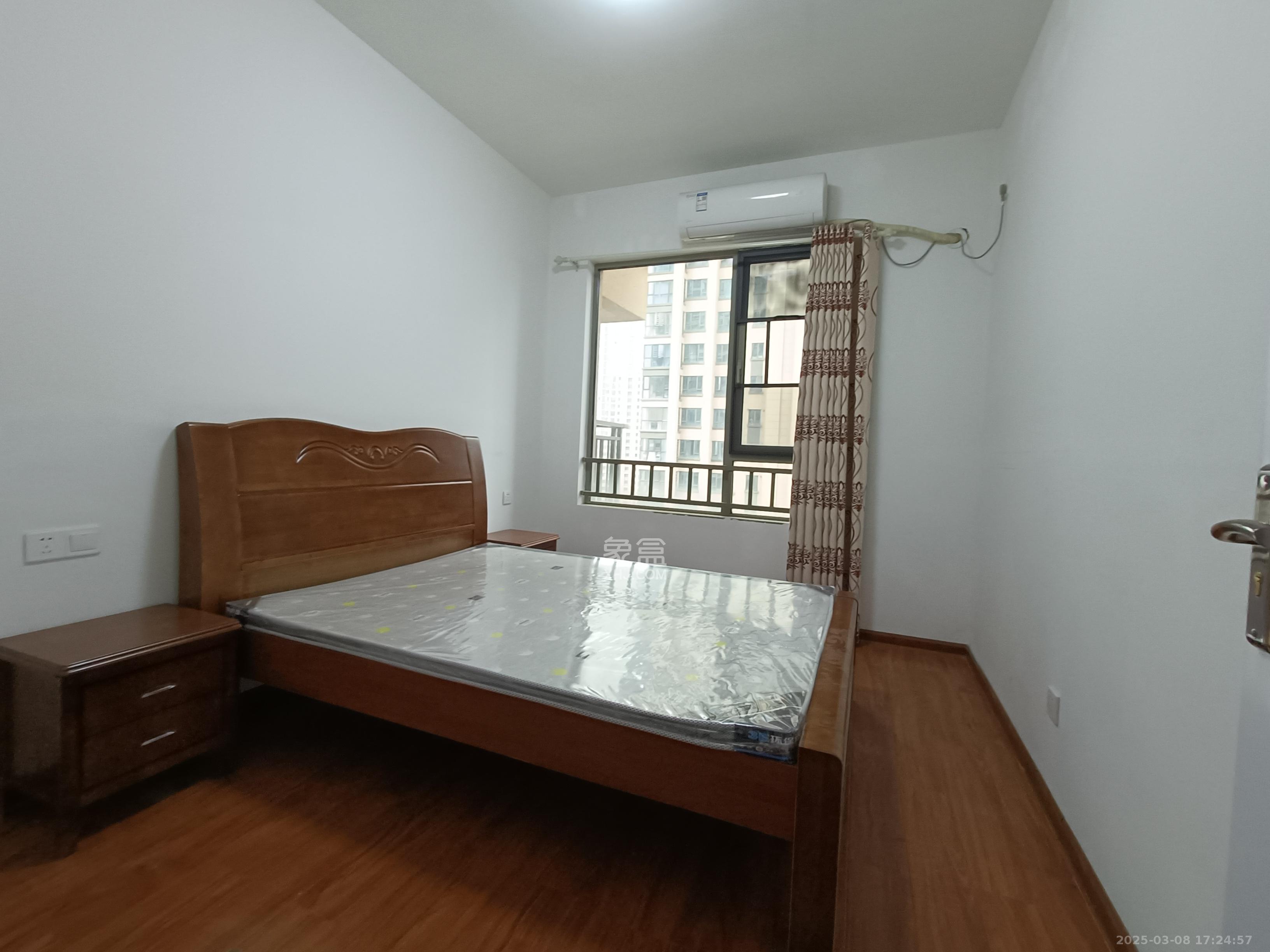 梅溪湖金茂悦(金悦雅苑) 4室2厅1卫 4000.0元/月 梅溪湖金茂悦(金悦雅苑) 4室2厅1卫 4000.0元/月室内图