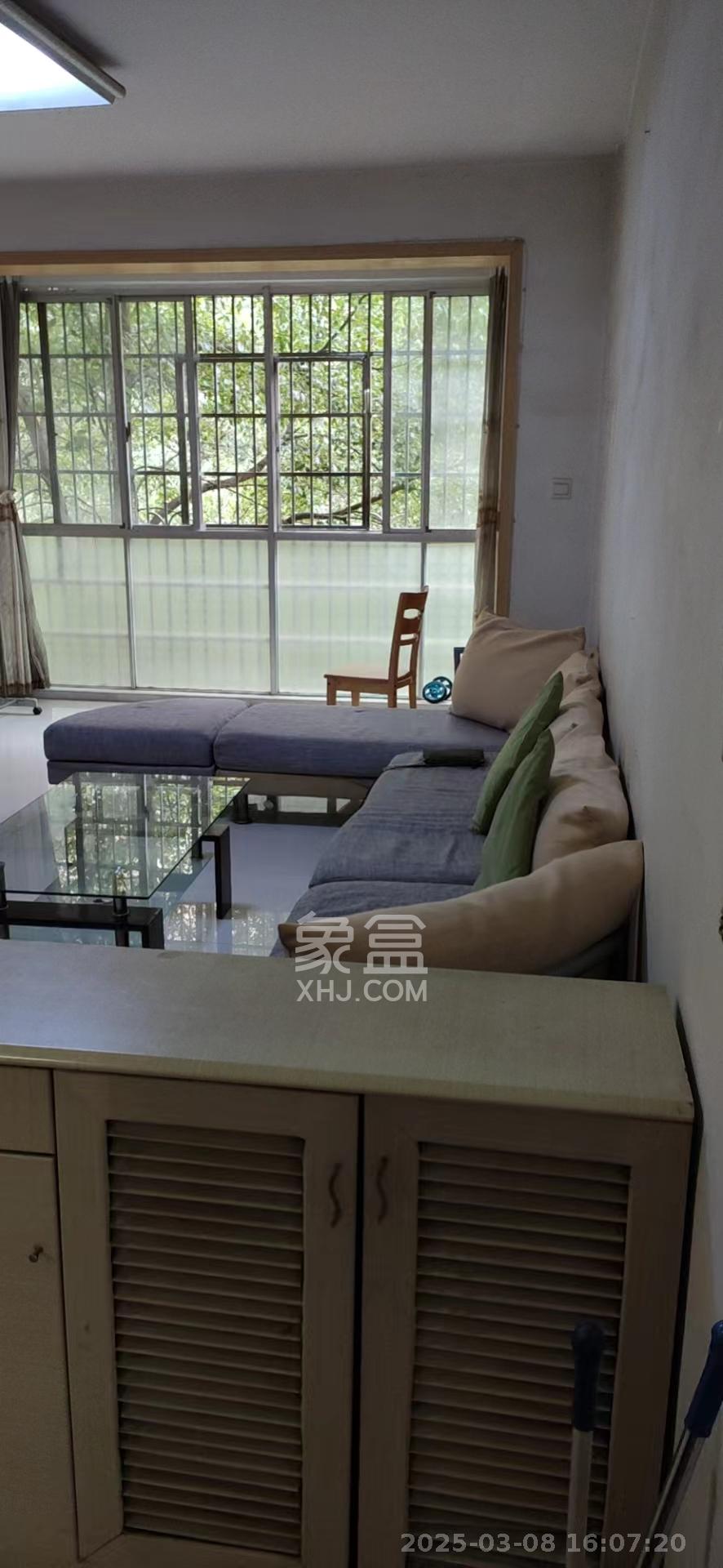 鄱阳小区 2室1厅1卫 1600.0元/月 鄱阳小区 2室1厅1卫 1600.0元/月室内图