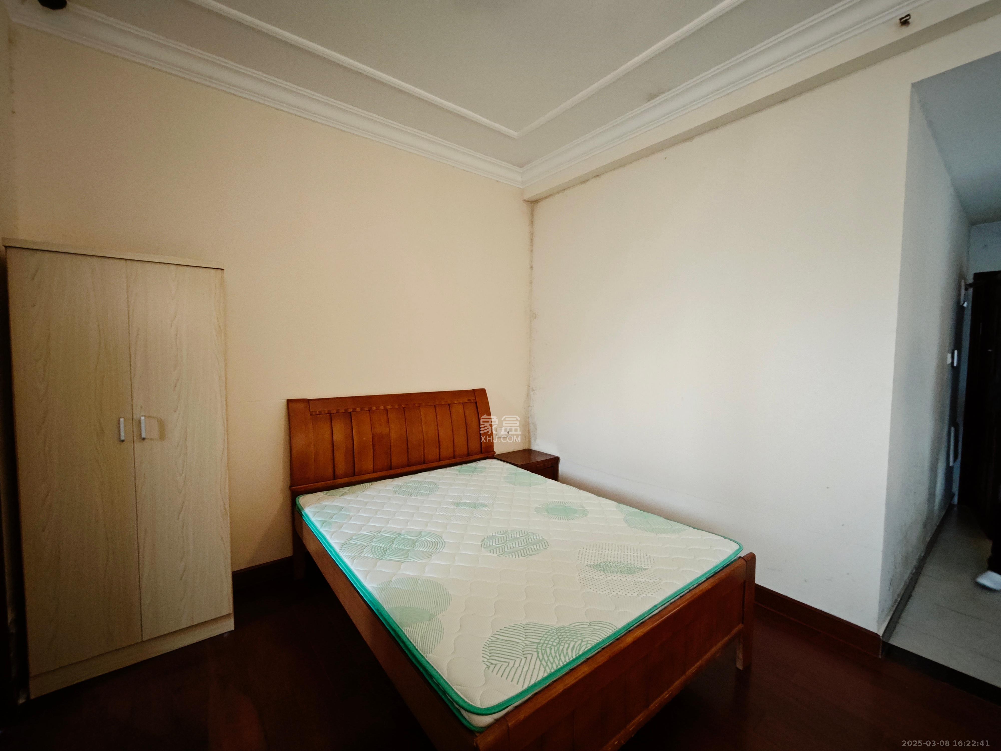 恒大御景半岛湘江苑(恒大御景半岛一期)  1室1厅1卫    1300.0元/月 恒大御景半岛湘江苑(恒大御景半岛一期)  1室1厅1卫    1300.0元/月室内图